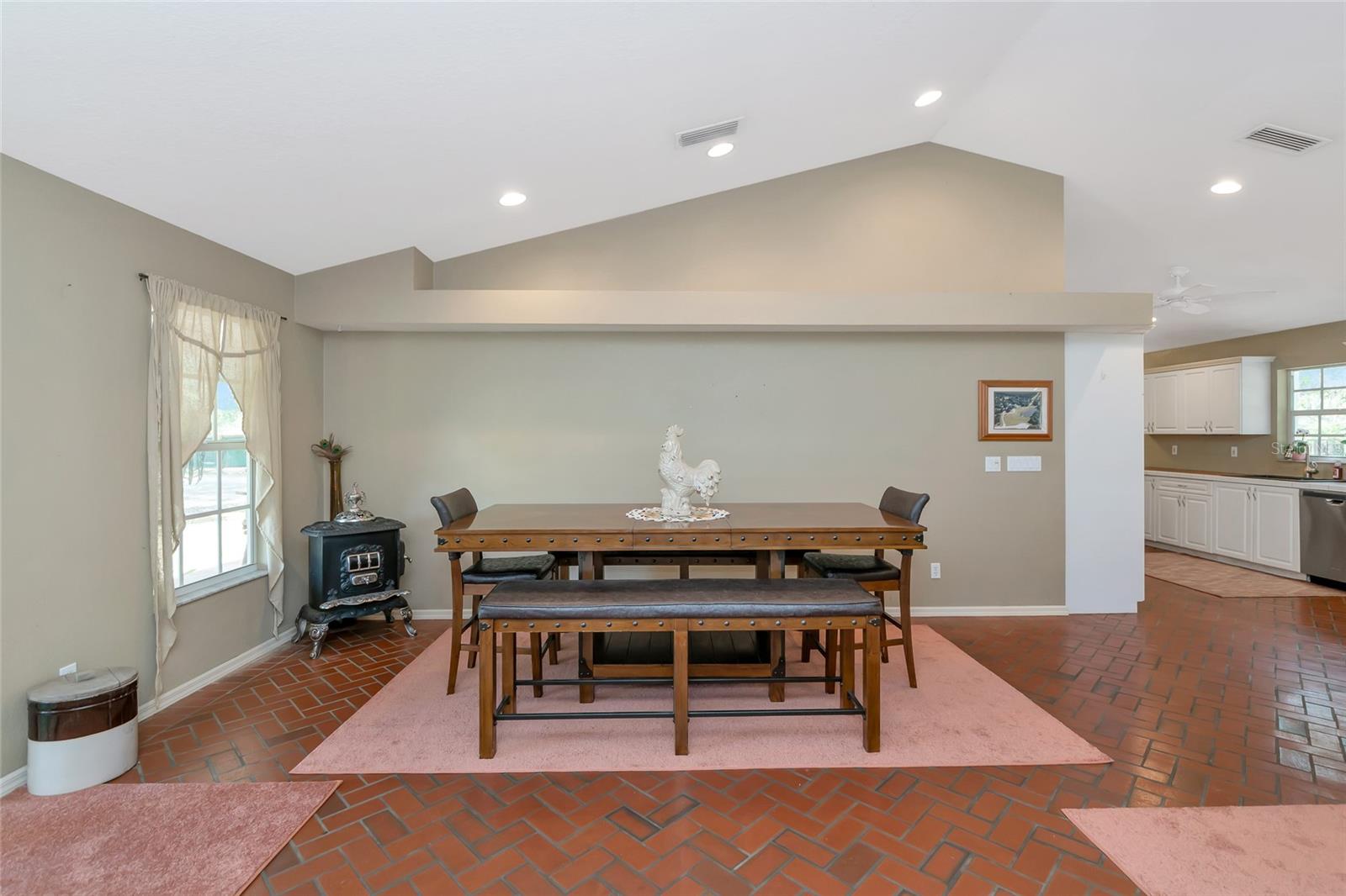 14705 MOSSY HAMMOCK LN