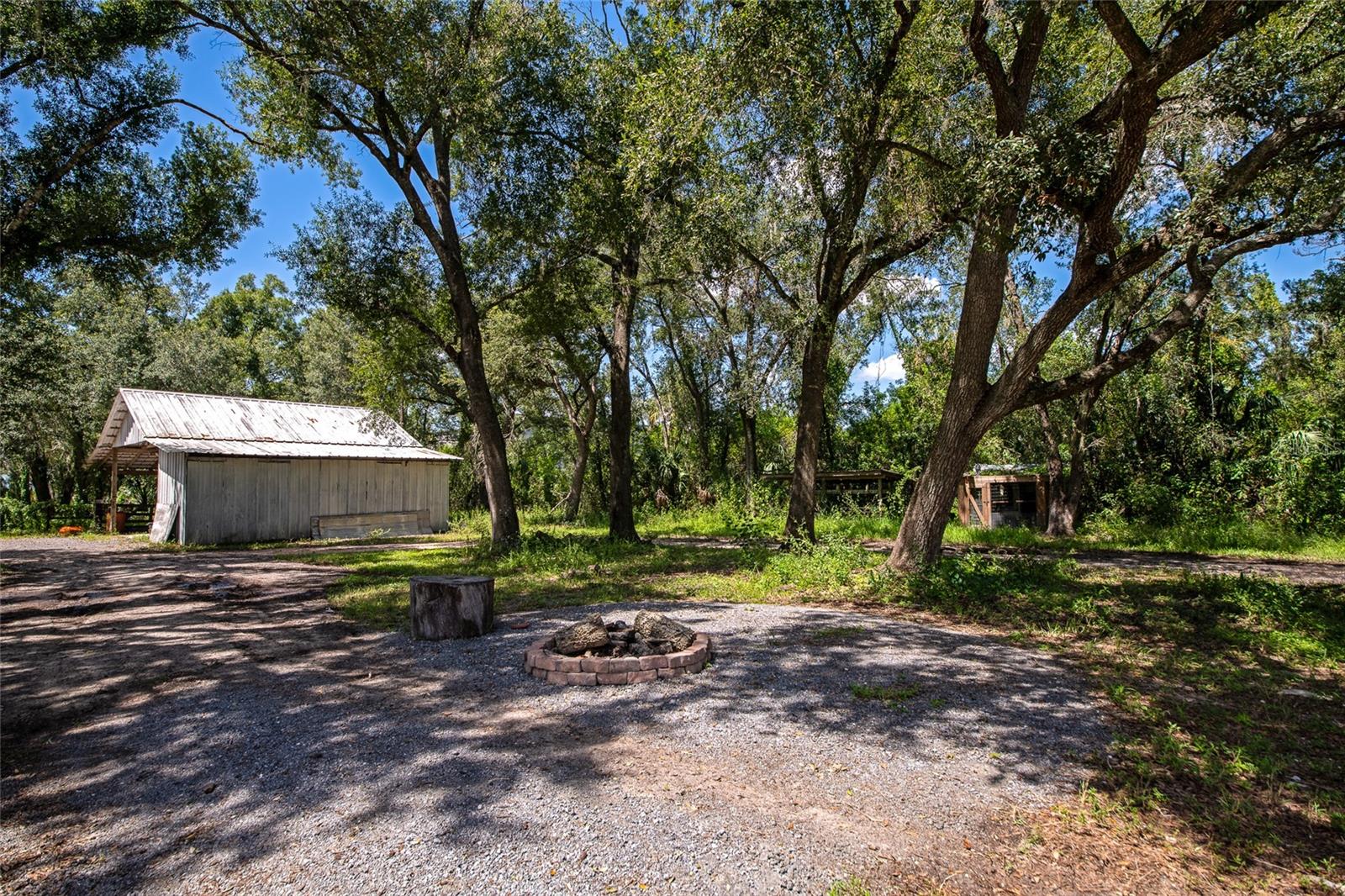 6505 11TH DR E