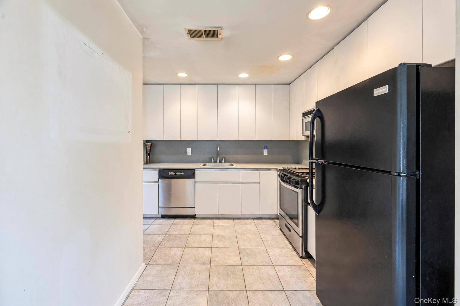 12 Hidden Pines Way