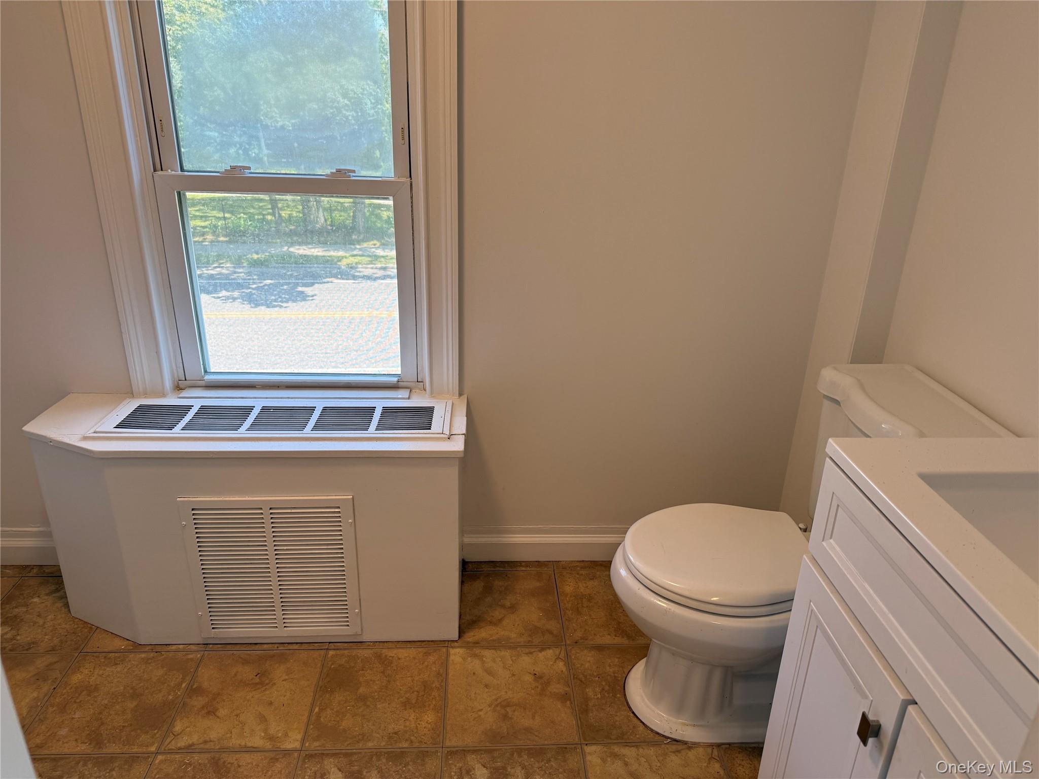 40 Amity Street Unit: Upper