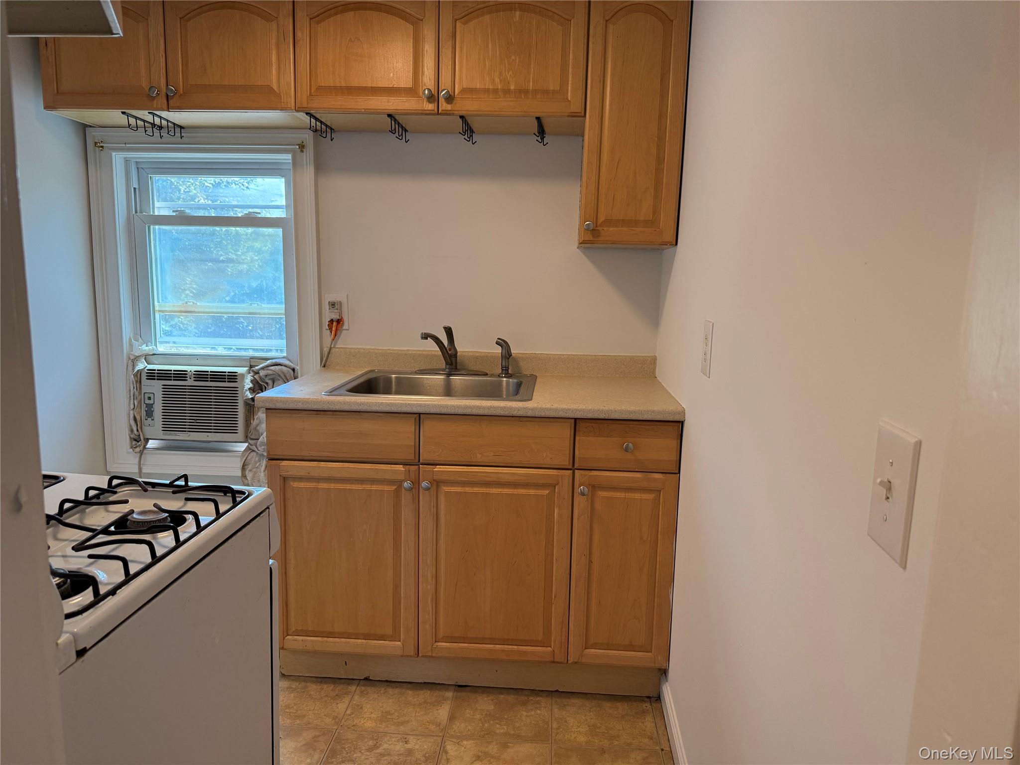 40 Amity Street Unit: Upper