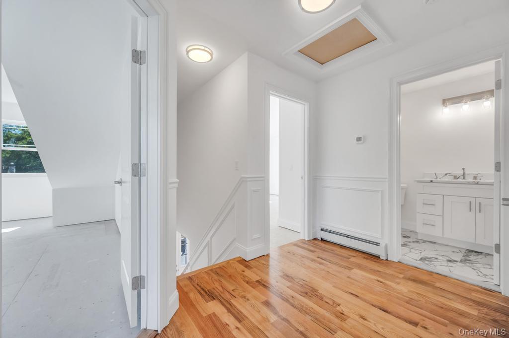 33 Rosemont Avenue