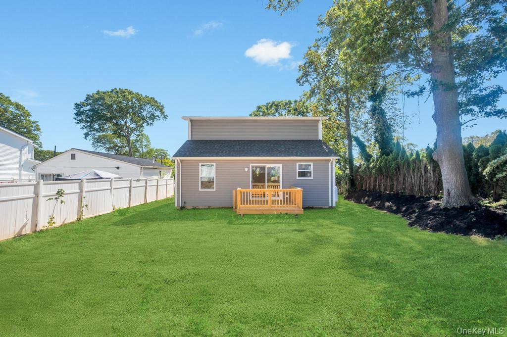 33 Rosemont Avenue