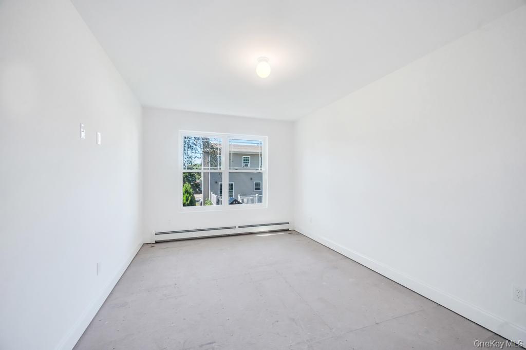 33 Rosemont Avenue