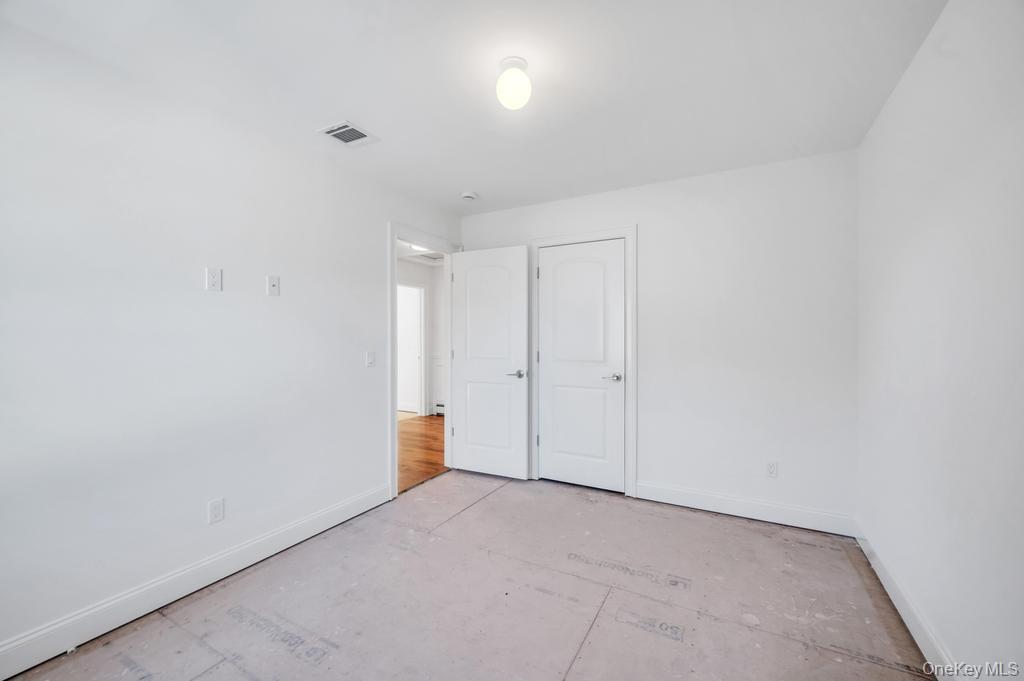 33 Rosemont Avenue