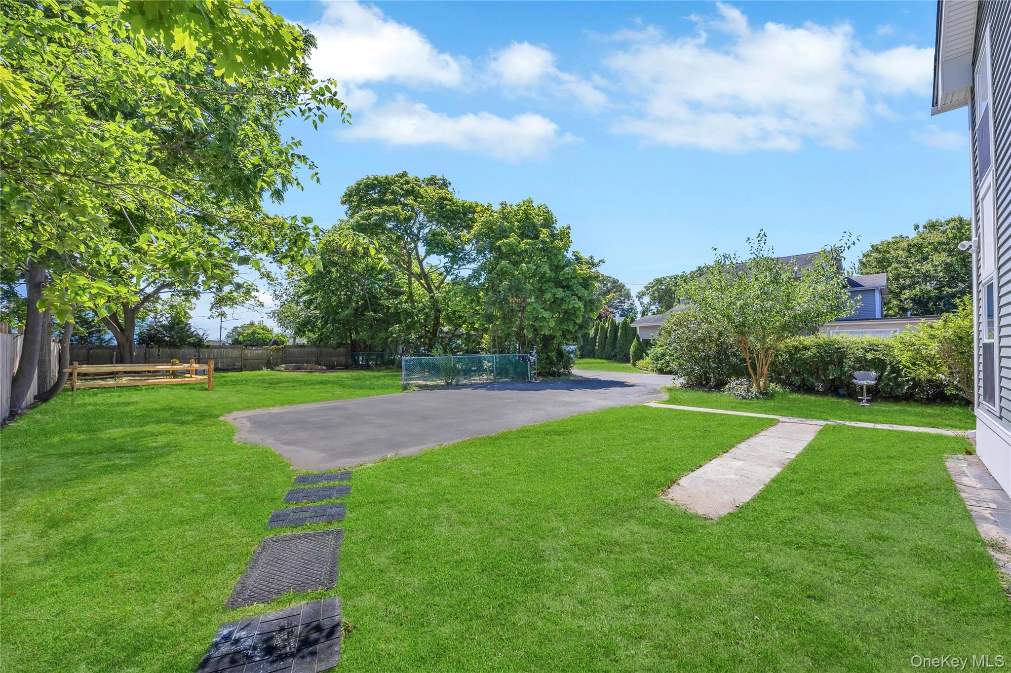 177 Waverly Avenue Unit: Ground Floor