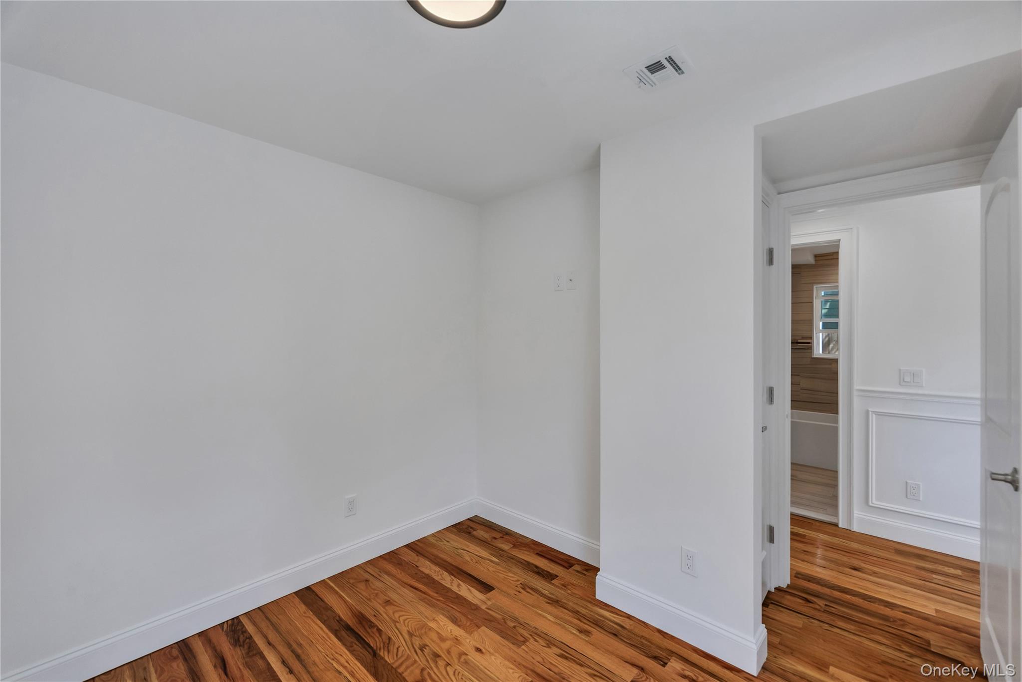 177 Waverly Avenue Unit: Ground Floor