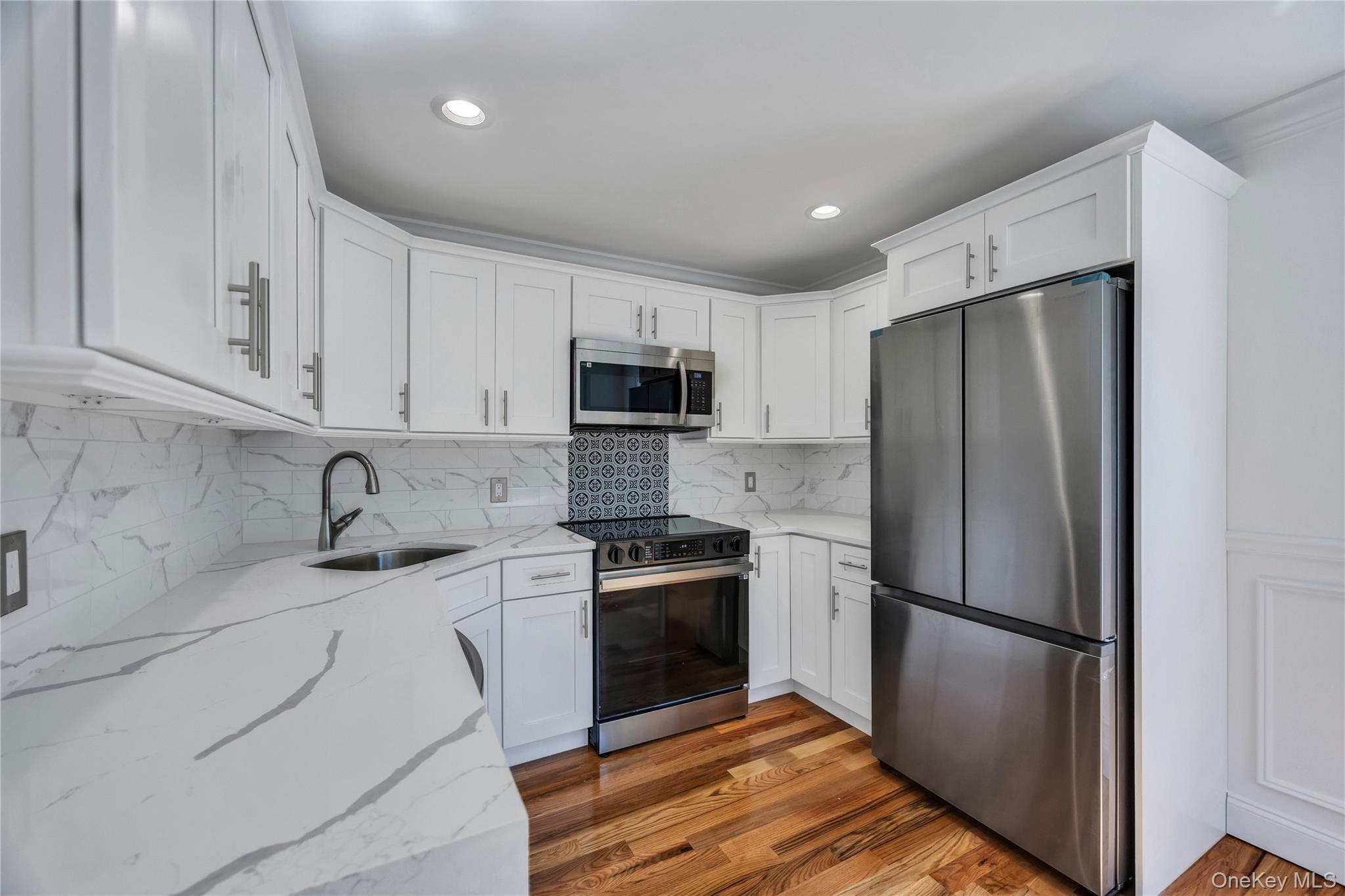 177 Waverly Avenue Unit: Ground Floor