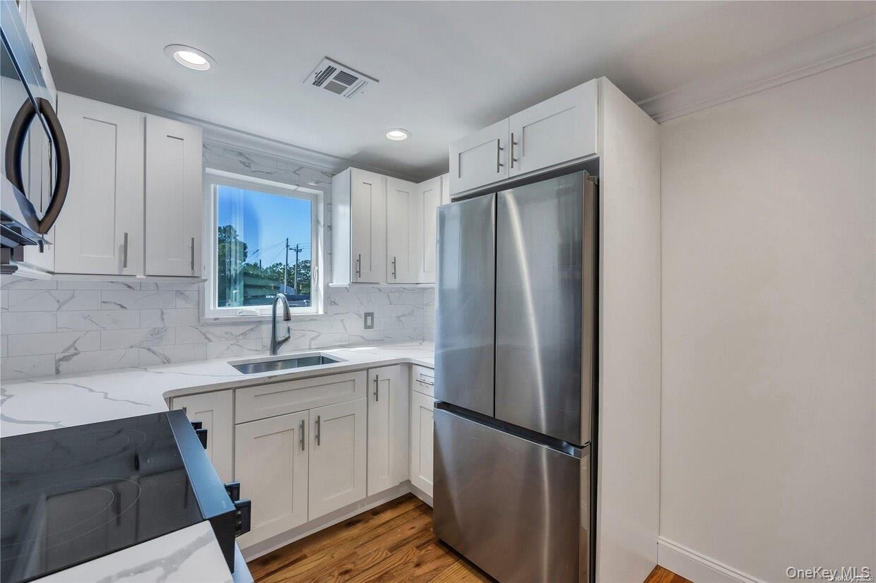 177 Waverly Avenue Unit: Second Floor