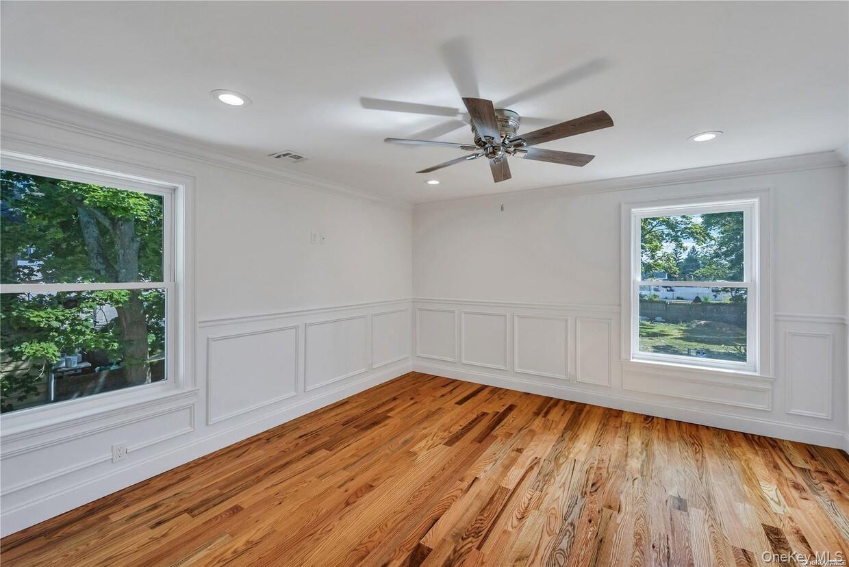 177 Waverly Avenue Unit: Second Floor