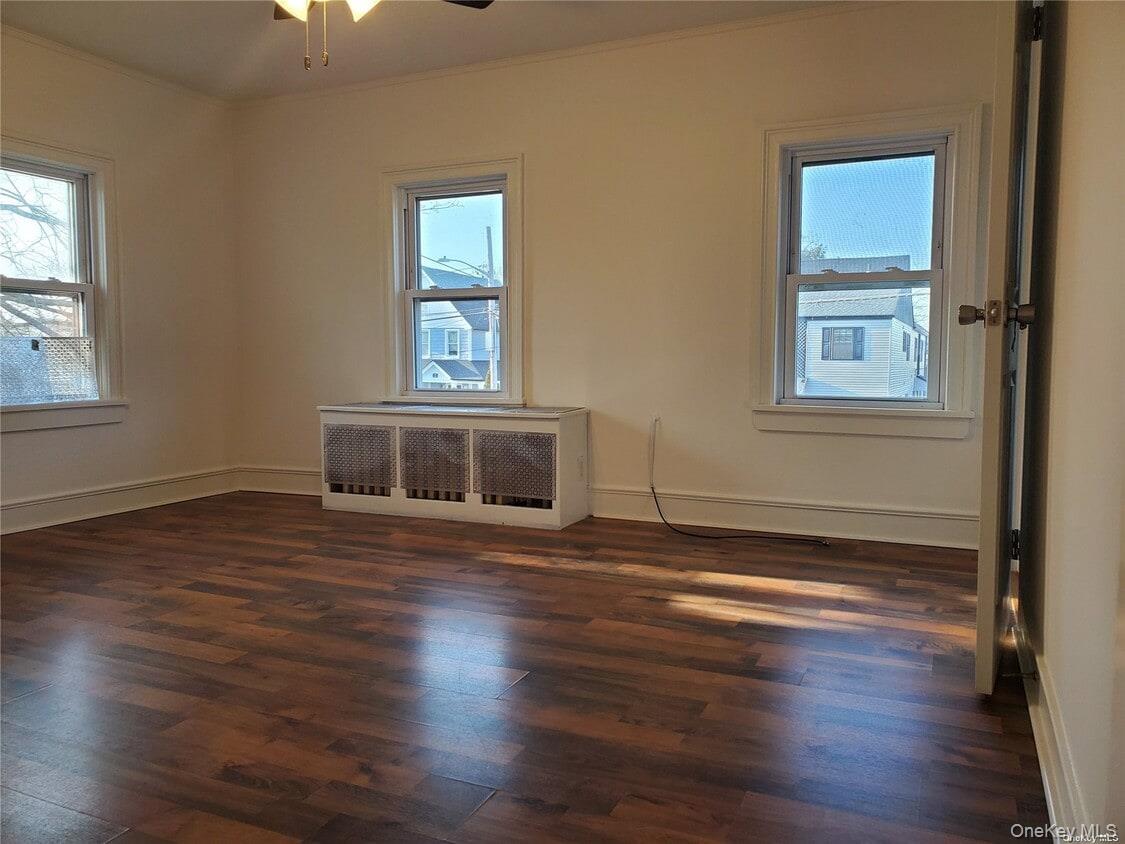 40 Amity Street