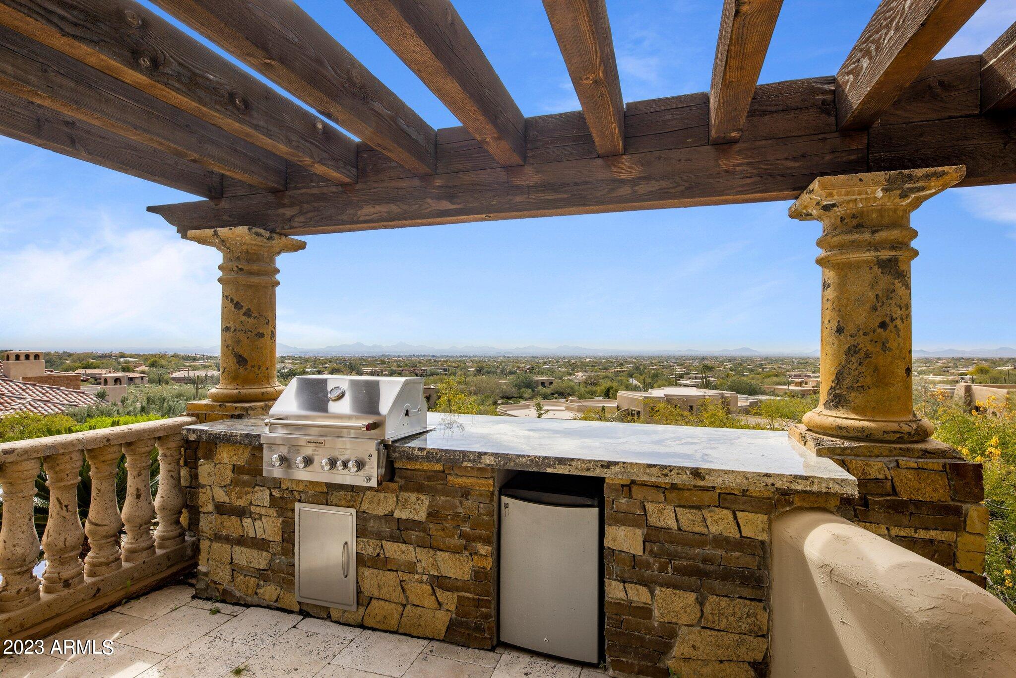 10040 E Happy Valley Road, 512