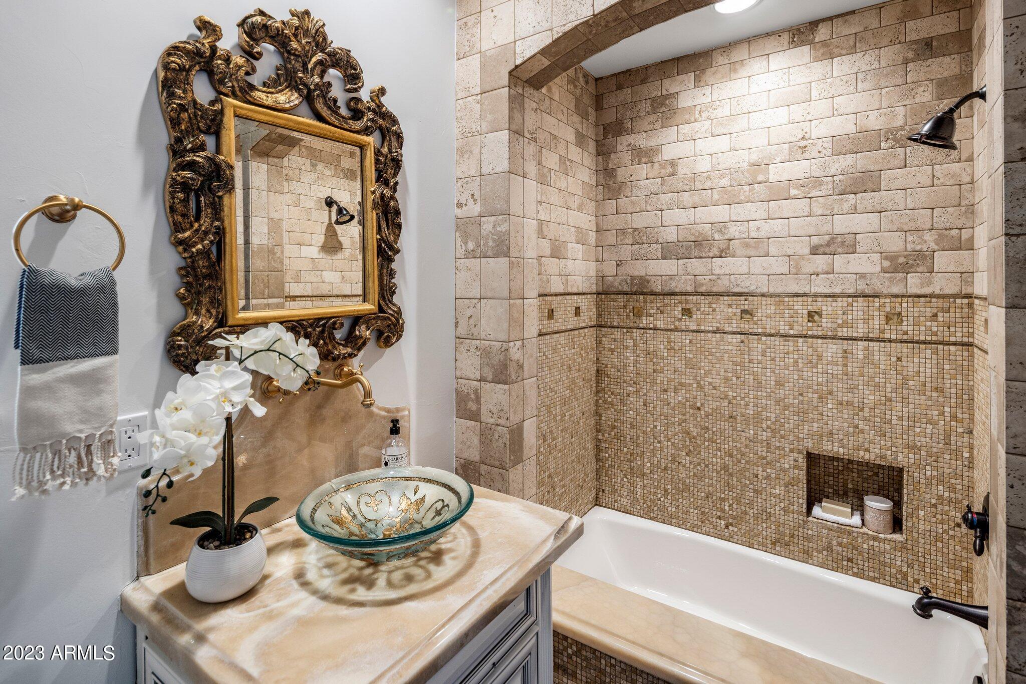 10040 E Happy Valley Road, 512