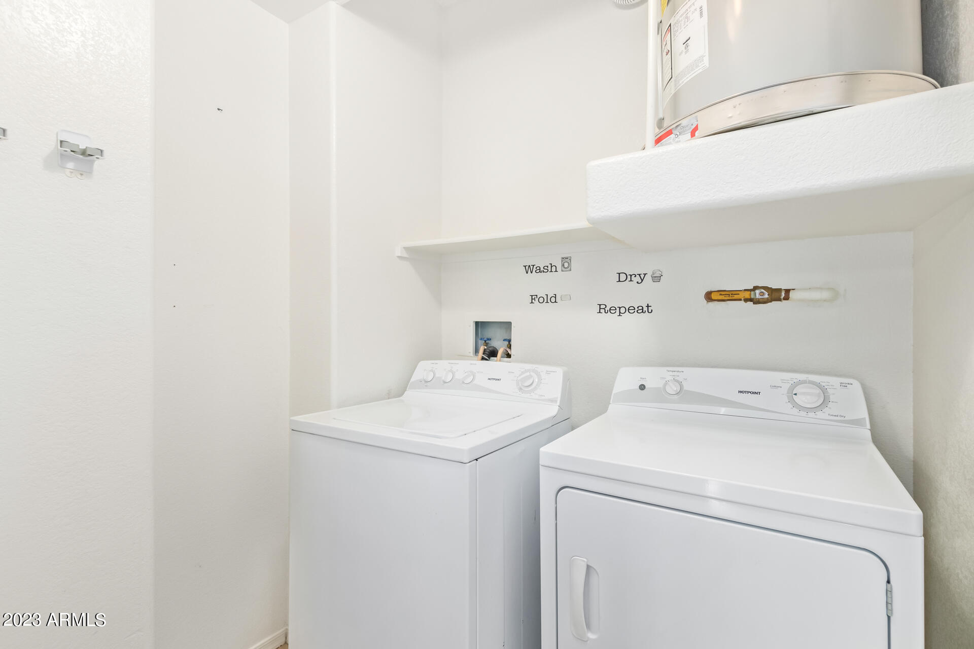435 W RIO SALADO Parkway, 203