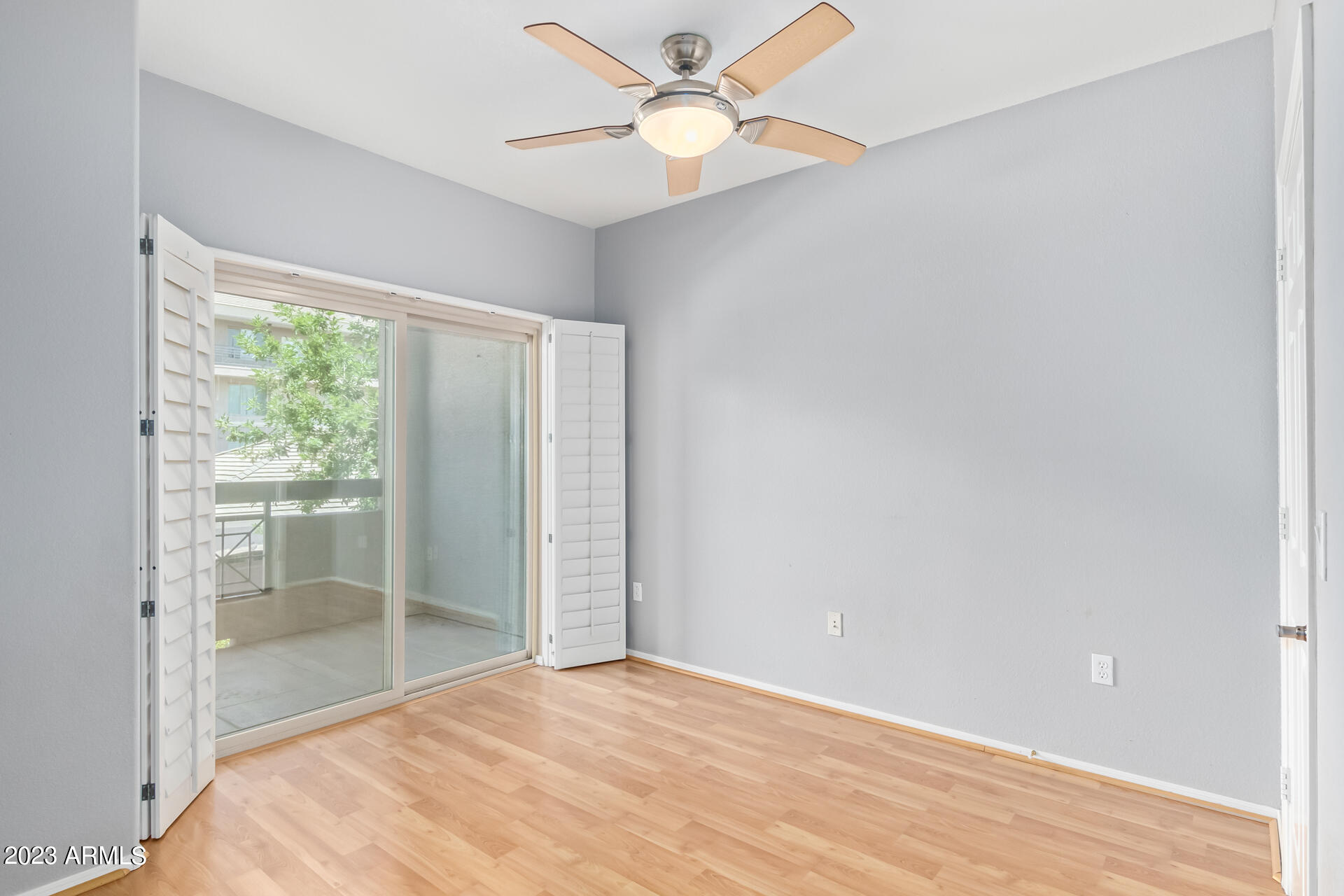 435 W RIO SALADO Parkway, 203