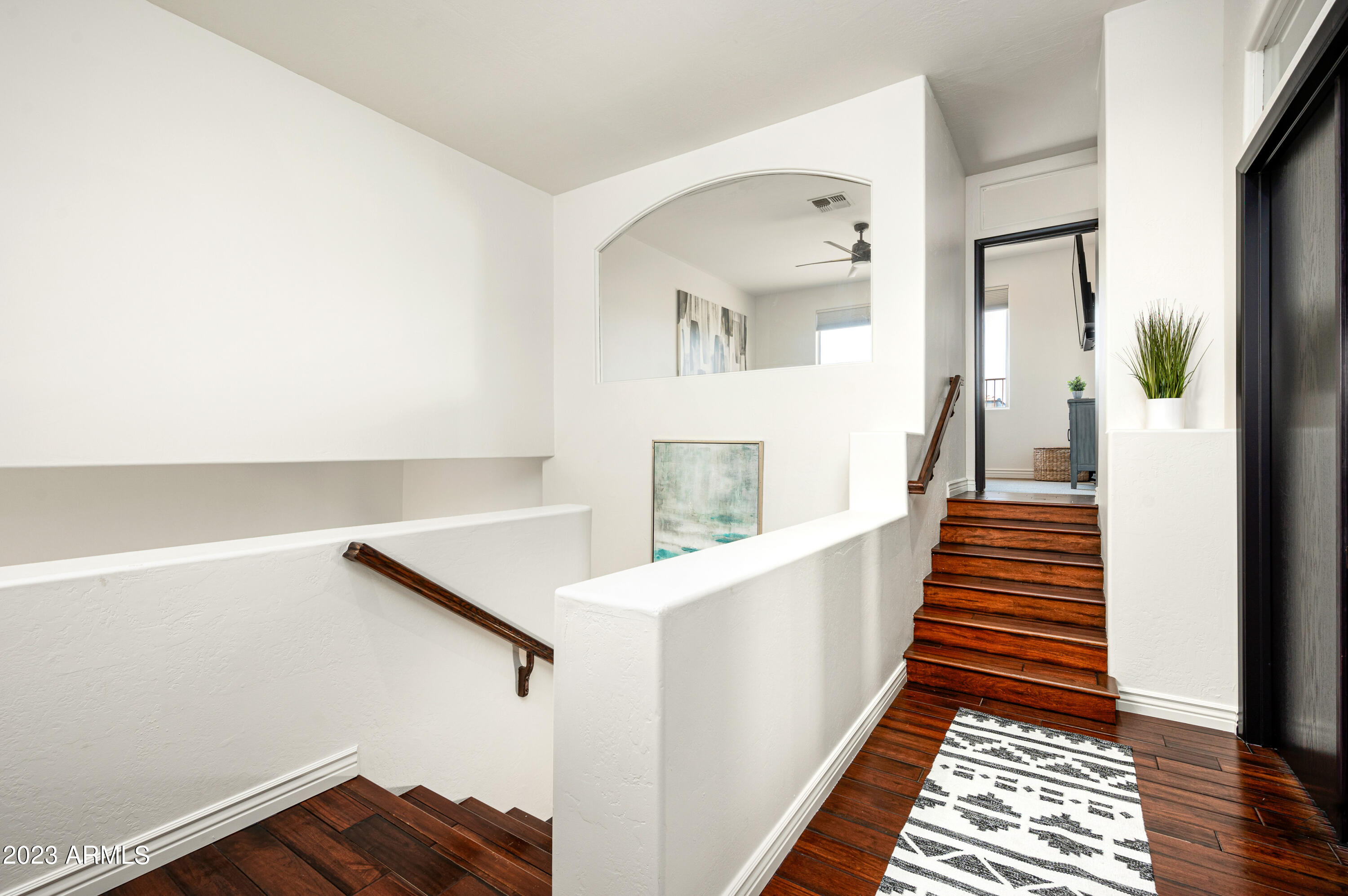 11178 E MARK Lane