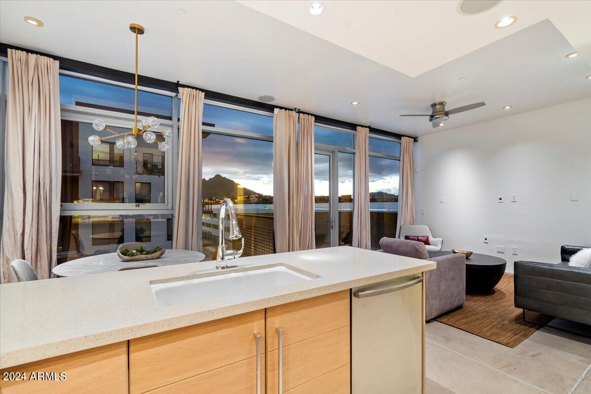 4747 N SCOTTSDALE Road Unit: 4009