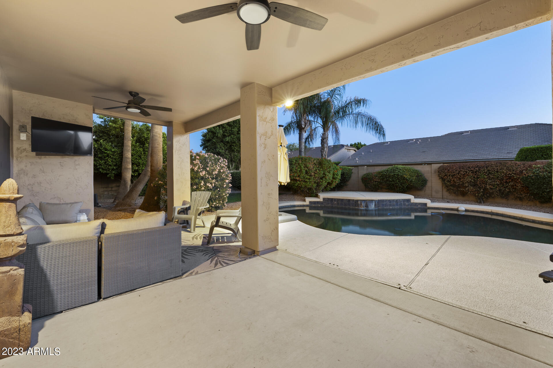 5125 E VILLA RITA Drive