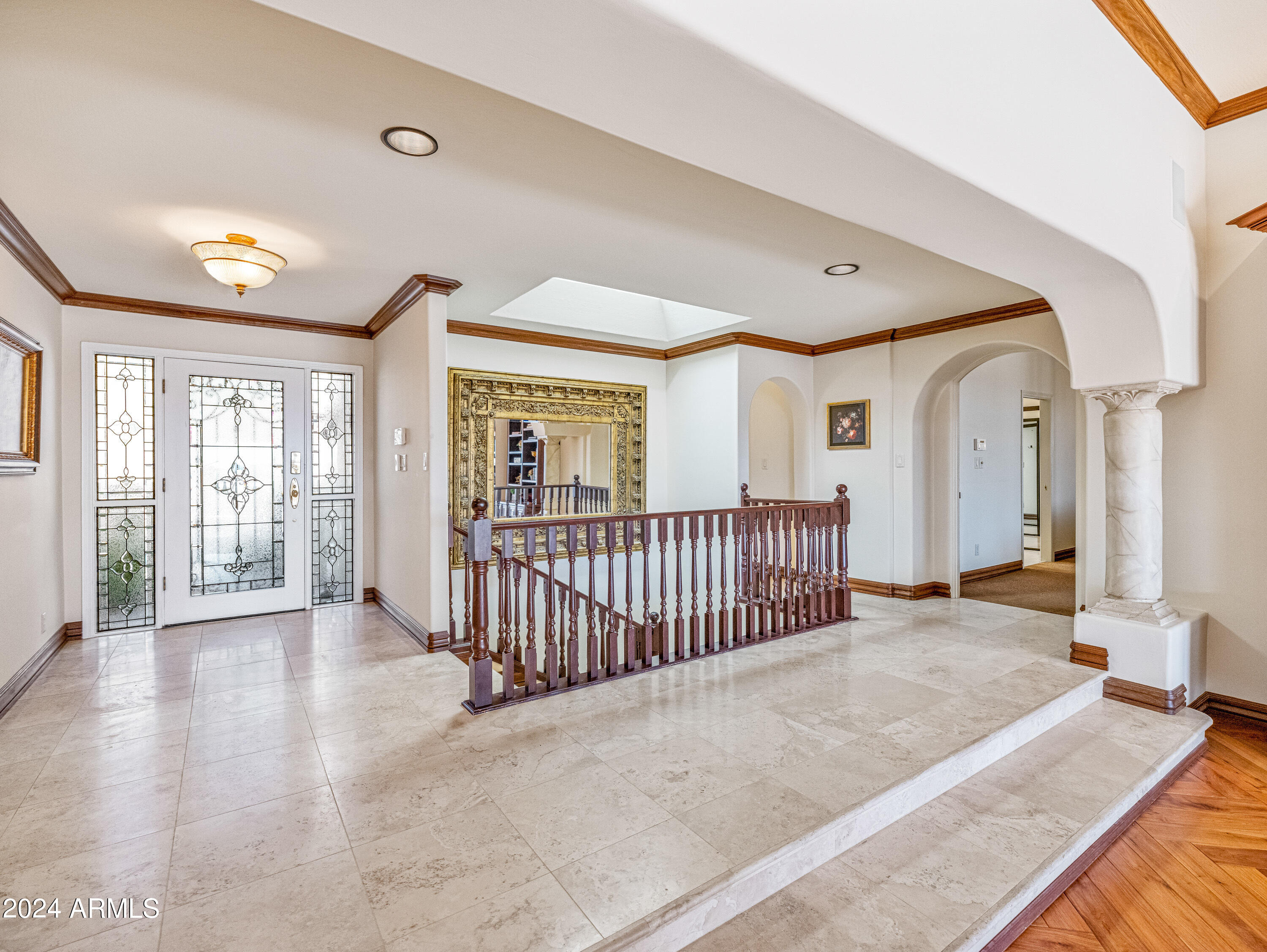 3800 E LINCOLN Drive, 4