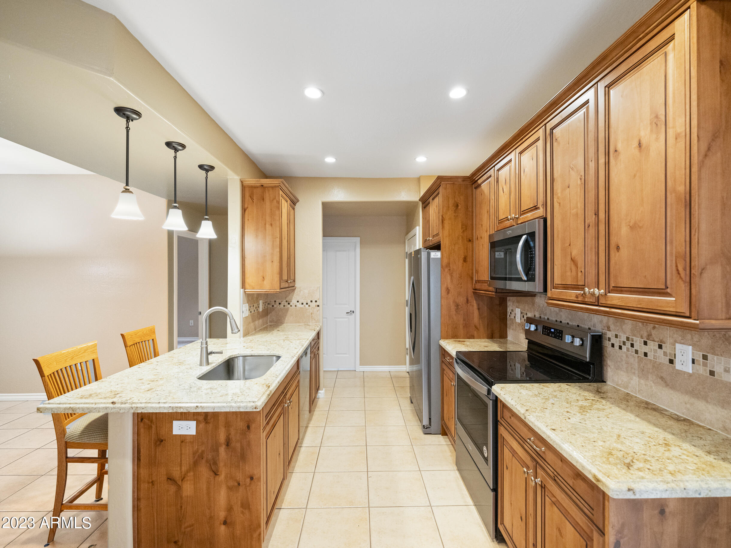 11260 N 92ND Street, 1050