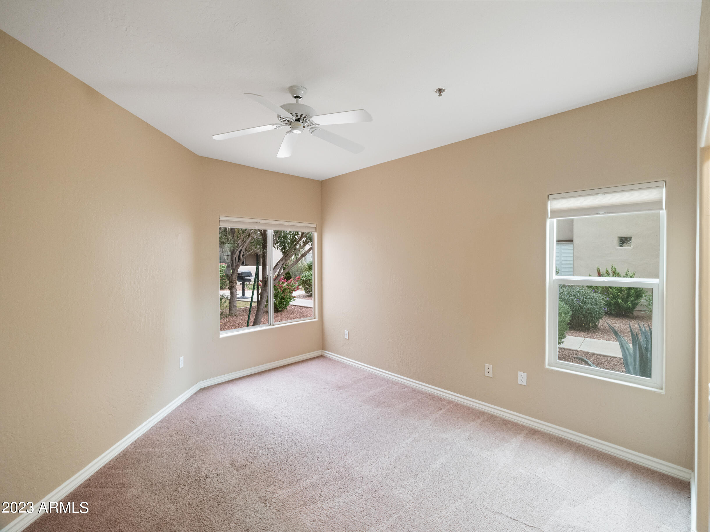 11260 N 92ND Street, 1050