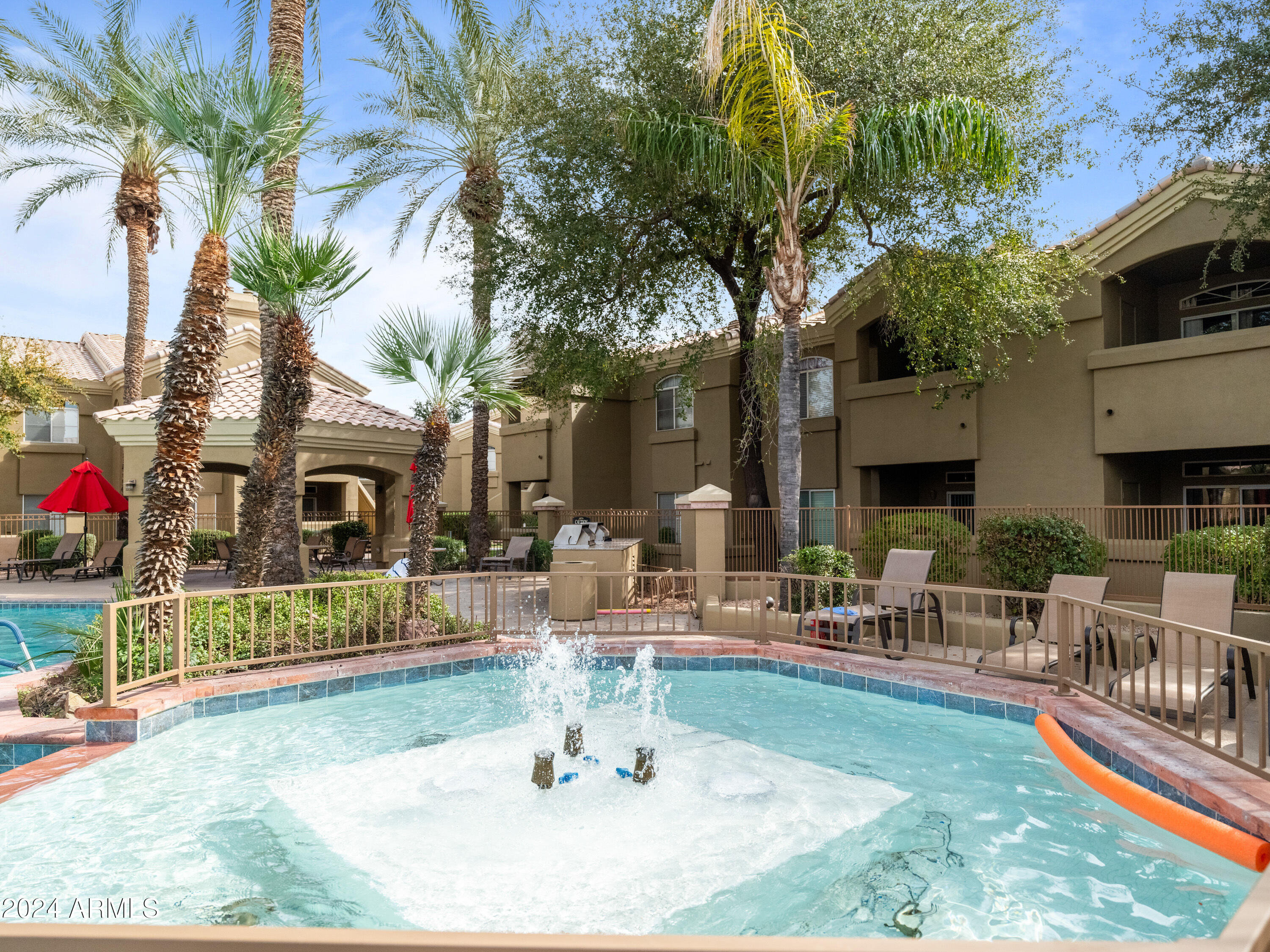 5335 E SHEA Boulevard, 1030