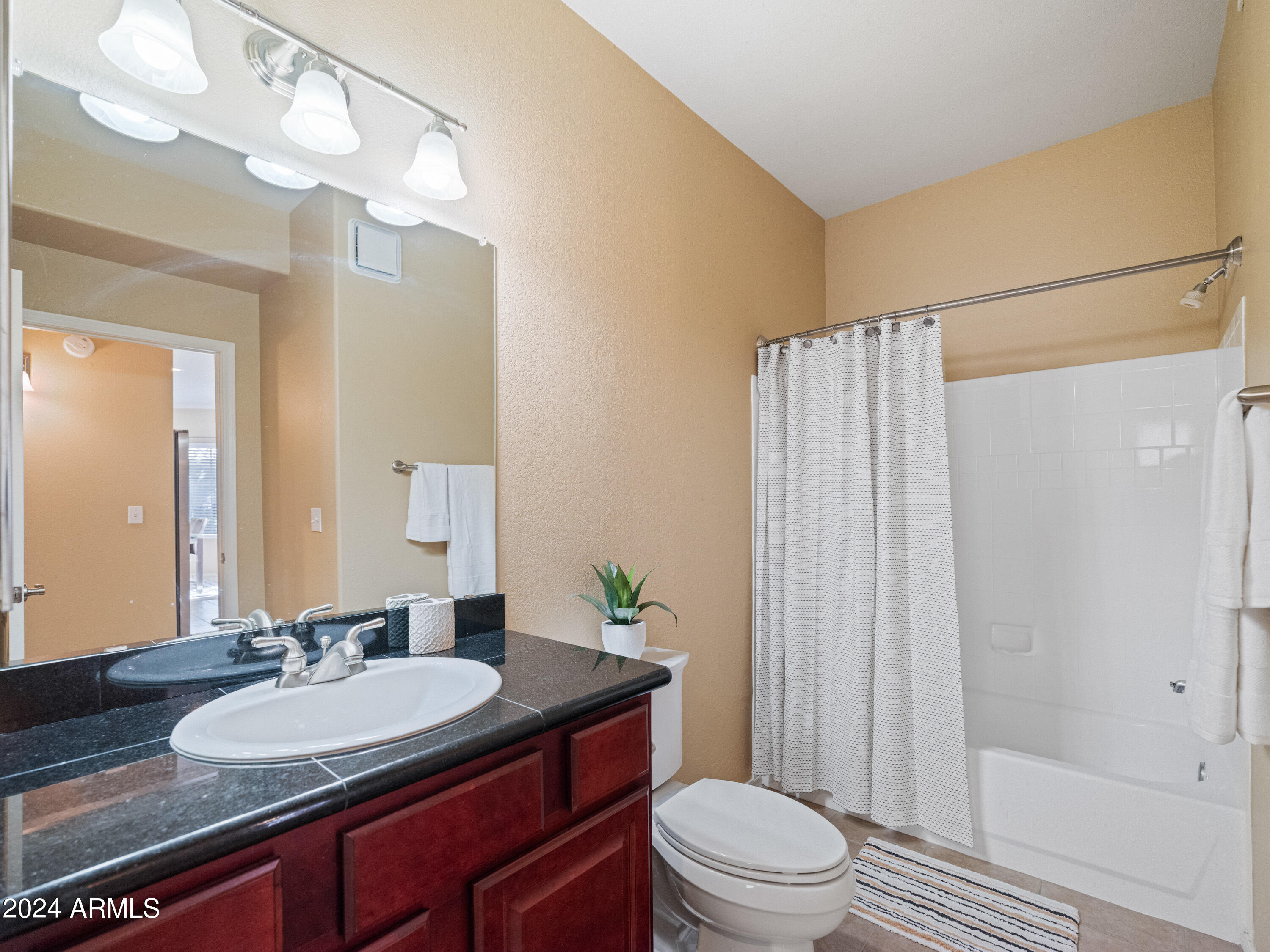 5335 E SHEA Boulevard, 1030