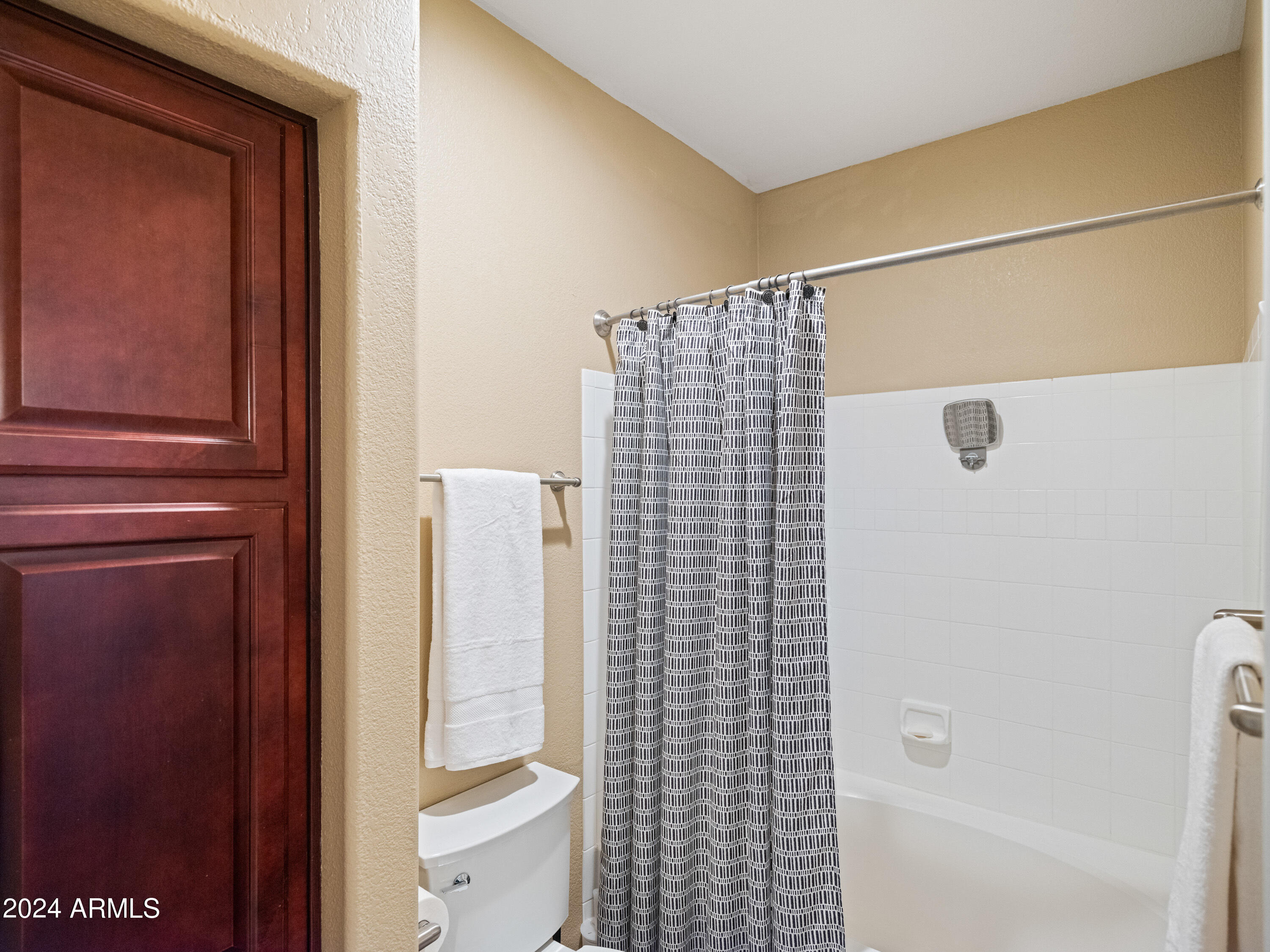 5335 E SHEA Boulevard, 1030