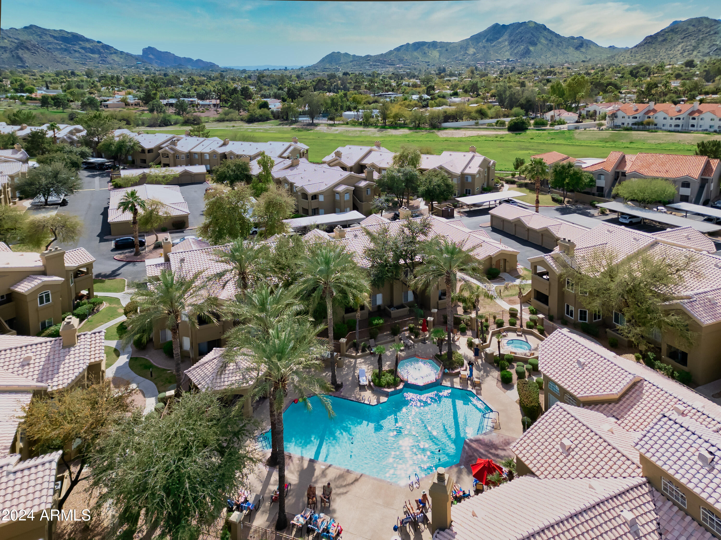 5335 E SHEA Boulevard, 1030