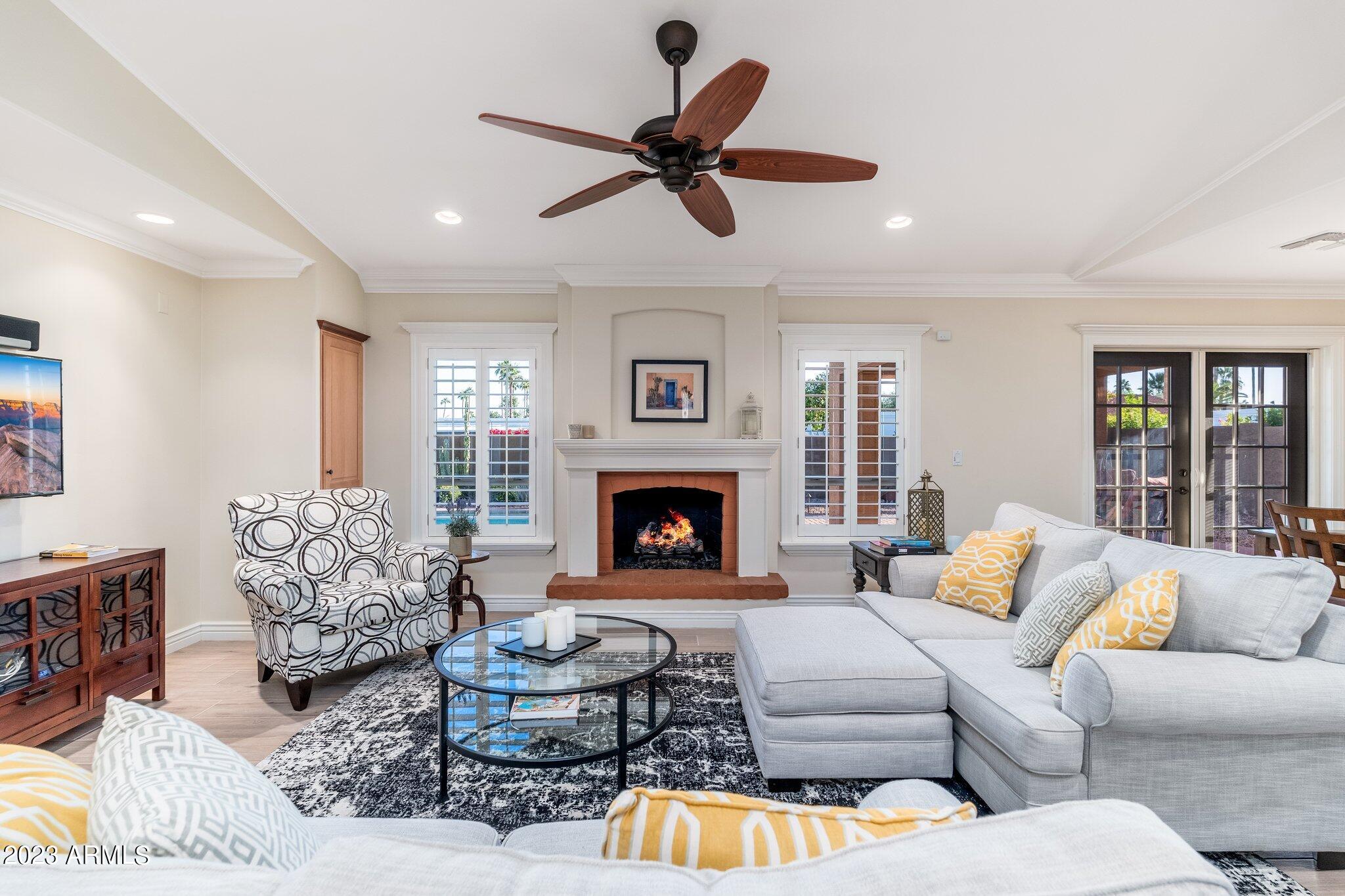 8333 E SAN SALVADOR Drive