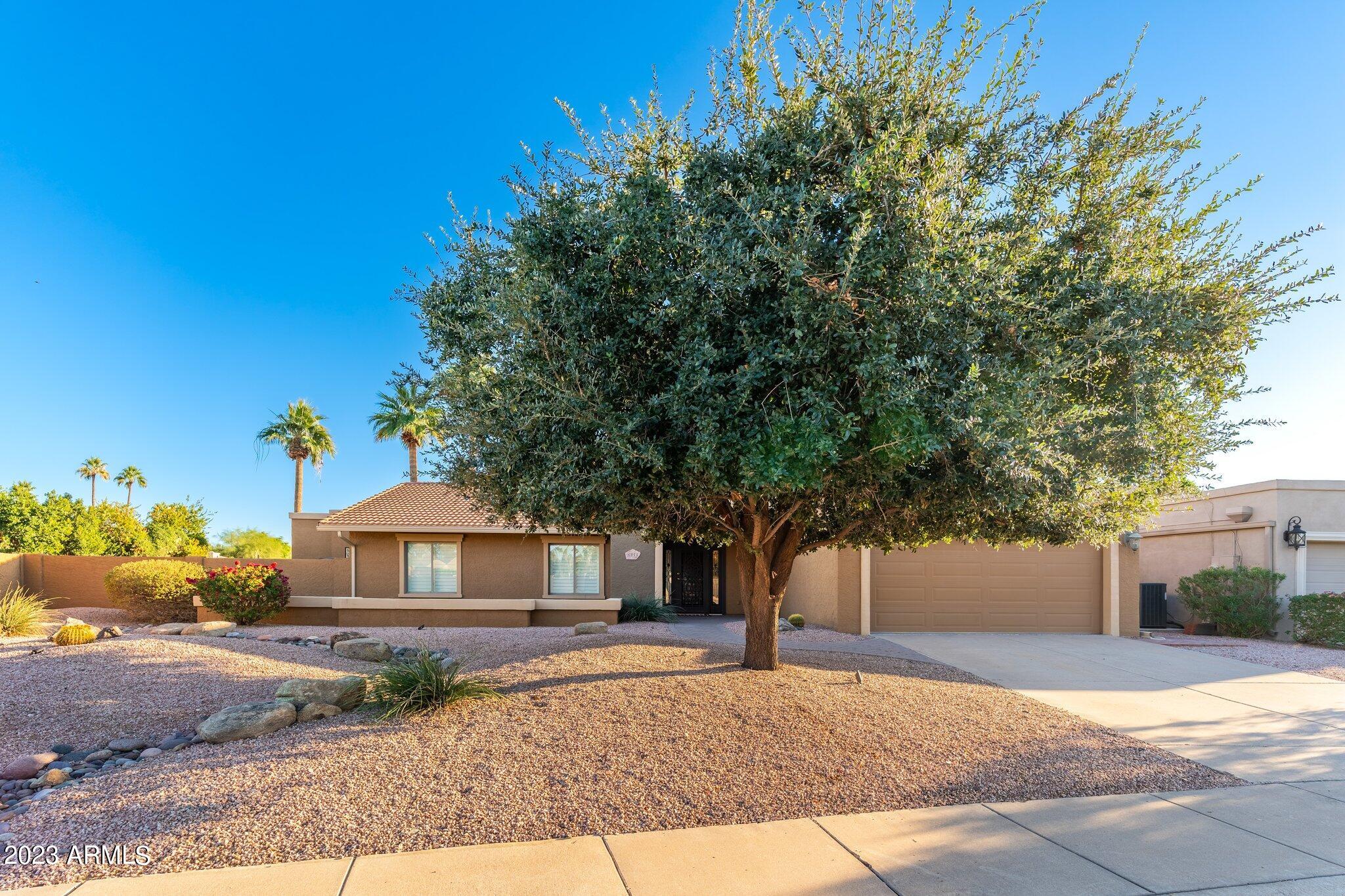 8333 E SAN SALVADOR Drive