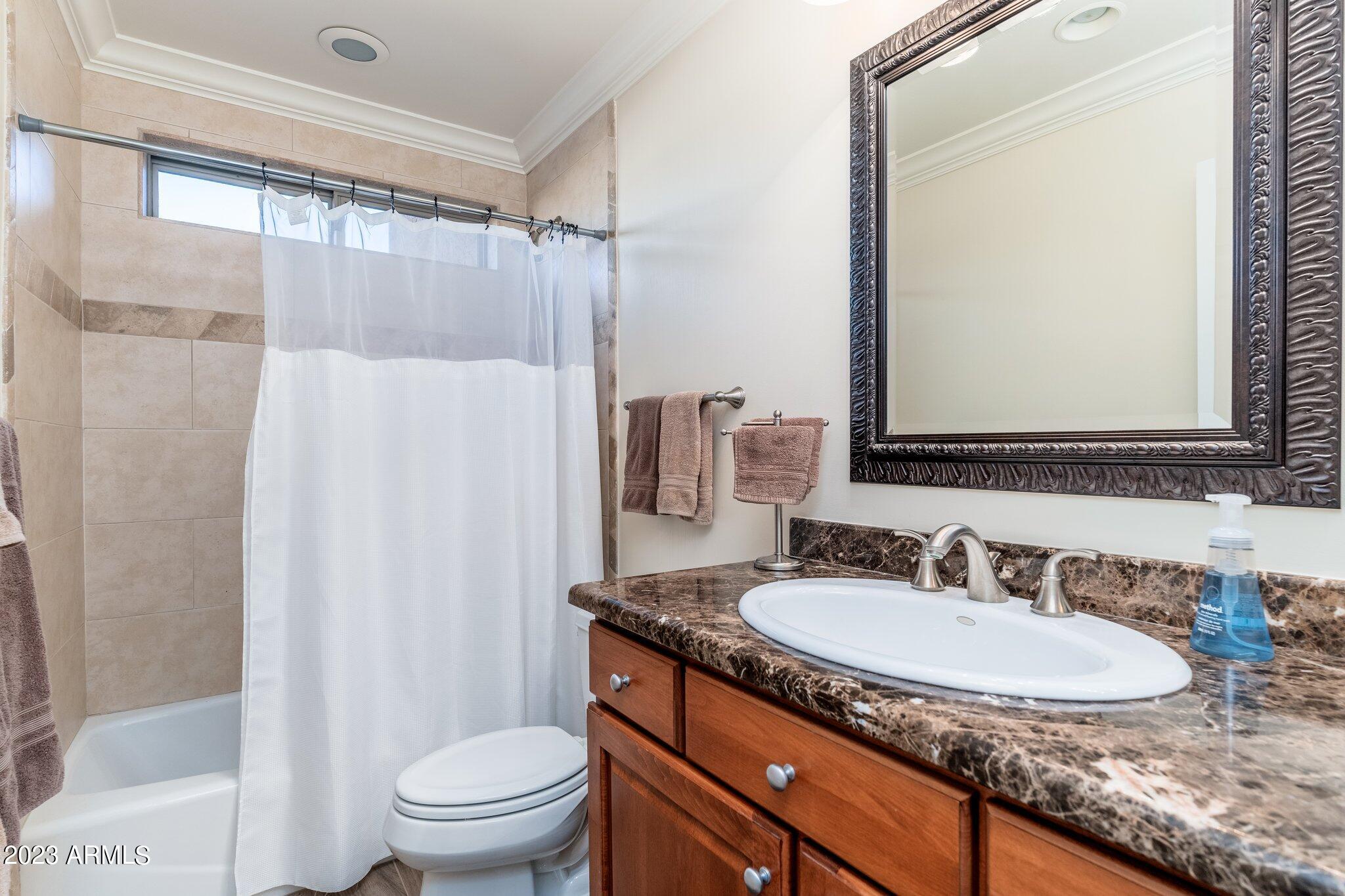 8333 E SAN SALVADOR Drive