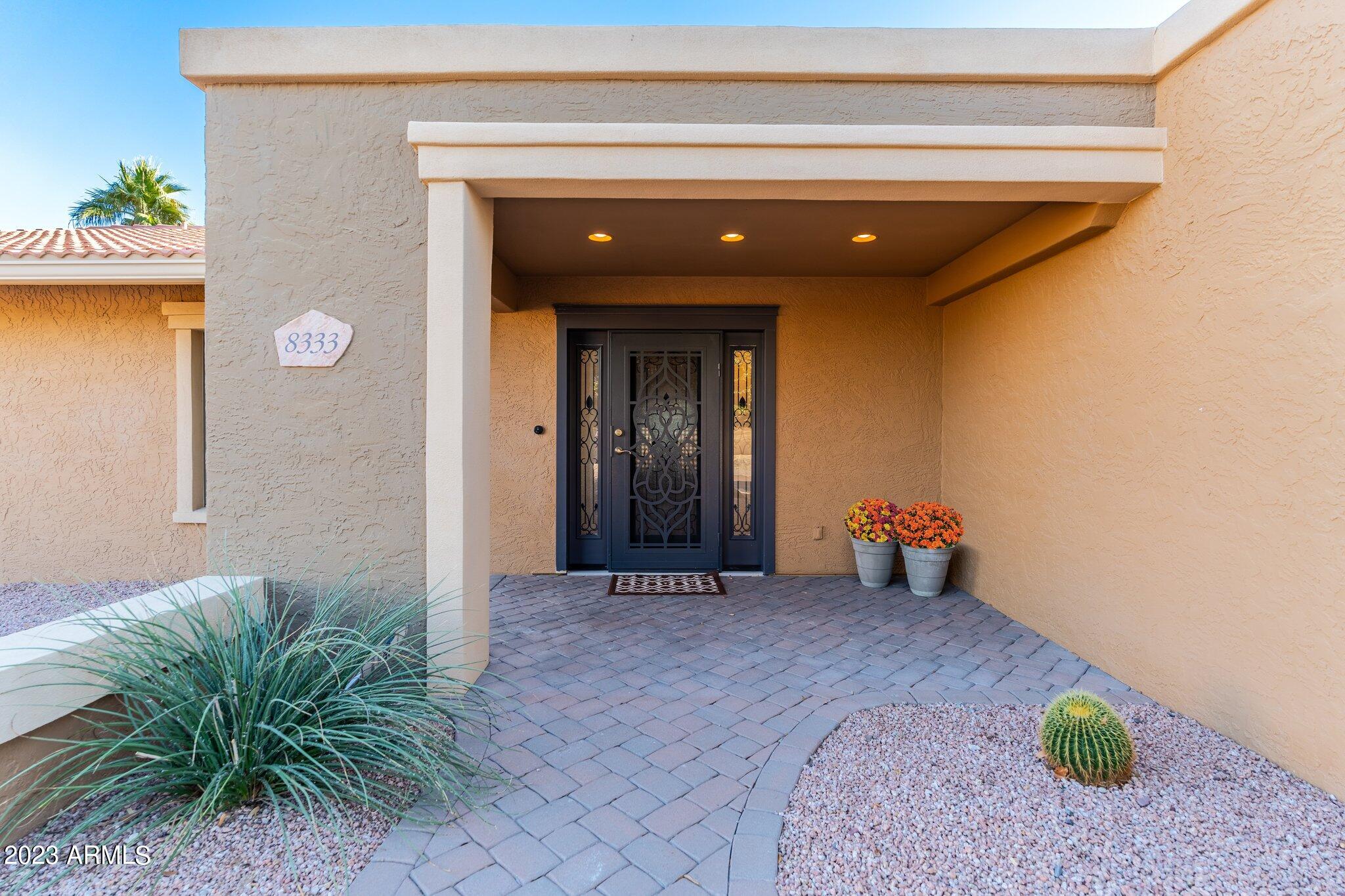 8333 E SAN SALVADOR Drive