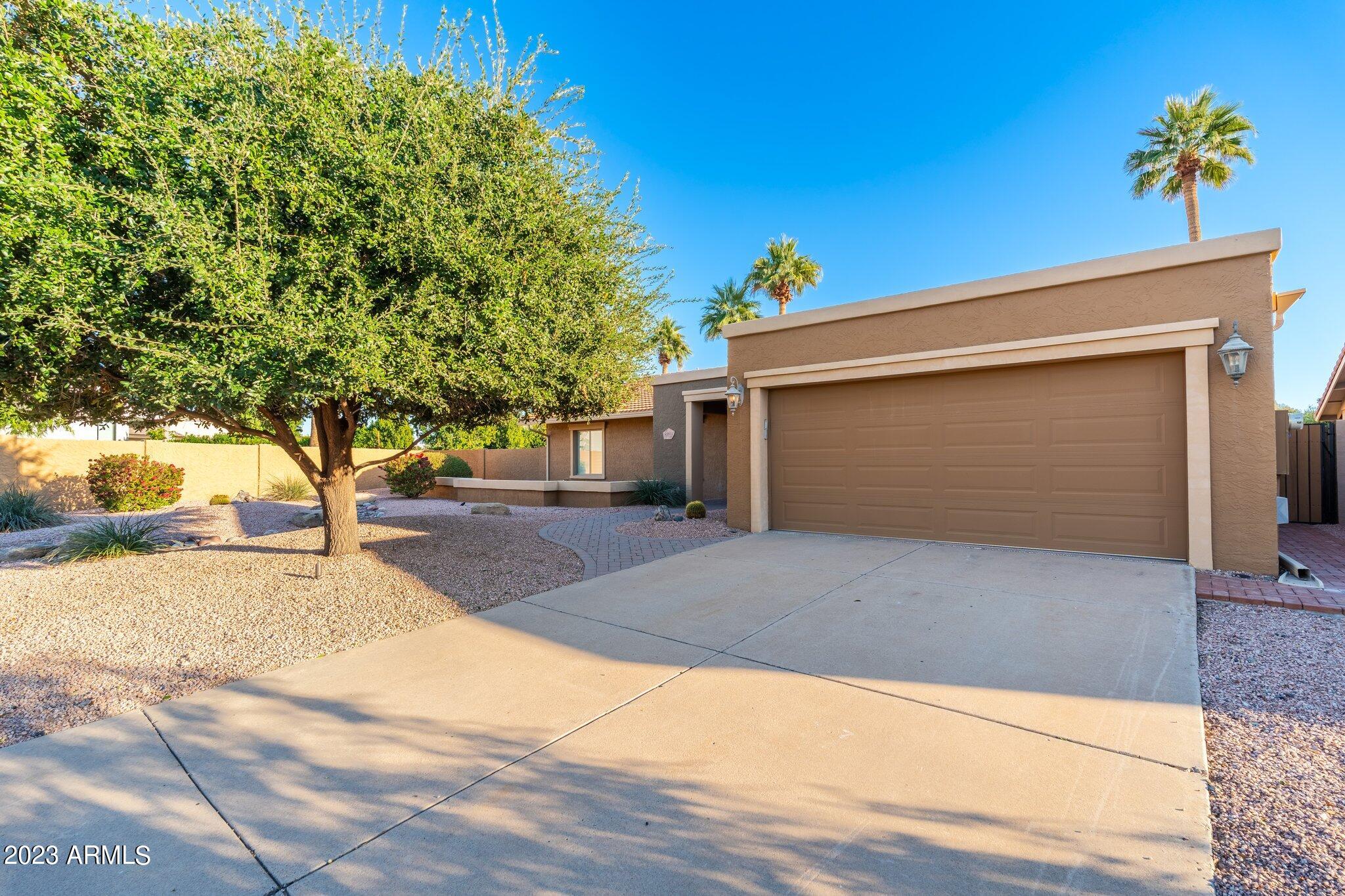 8333 E SAN SALVADOR Drive