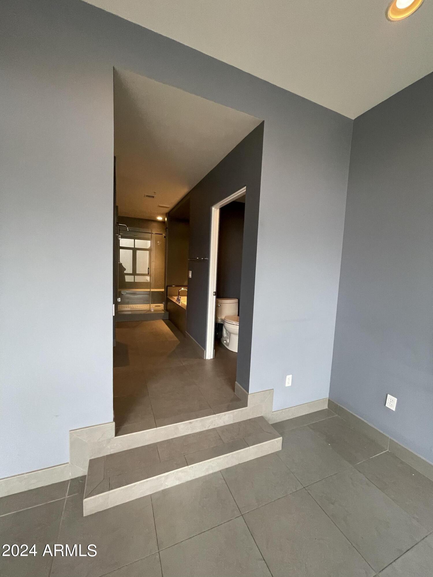 7301 E 3rd Avenue Unit: PH2