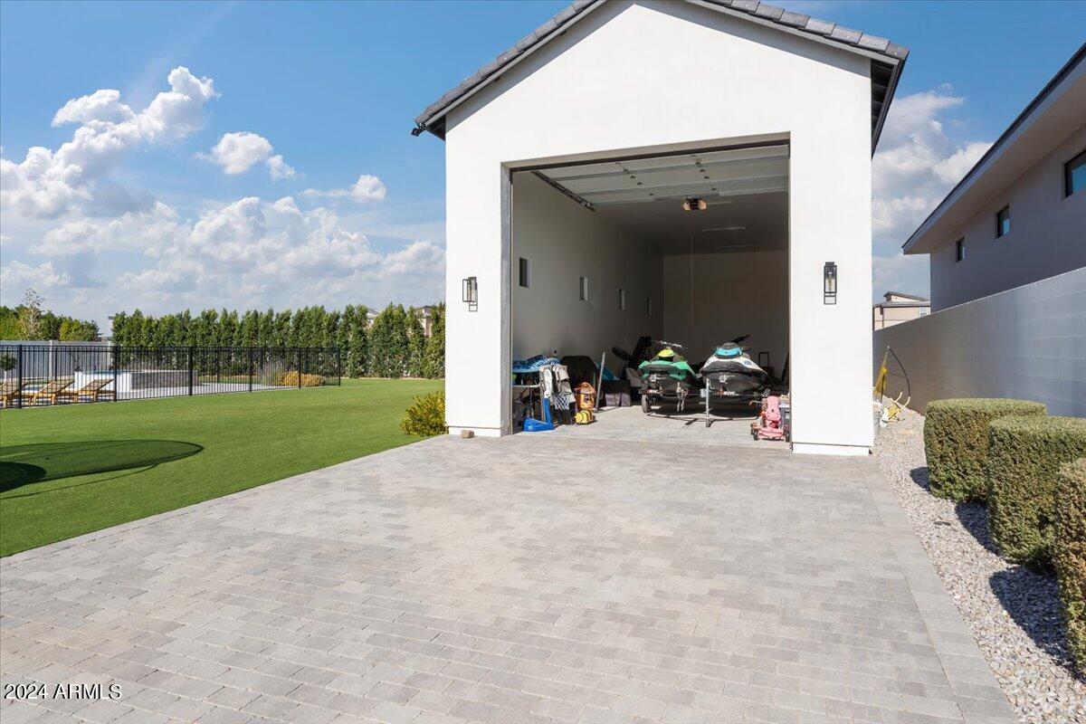 9762 W JJ RANCH Road