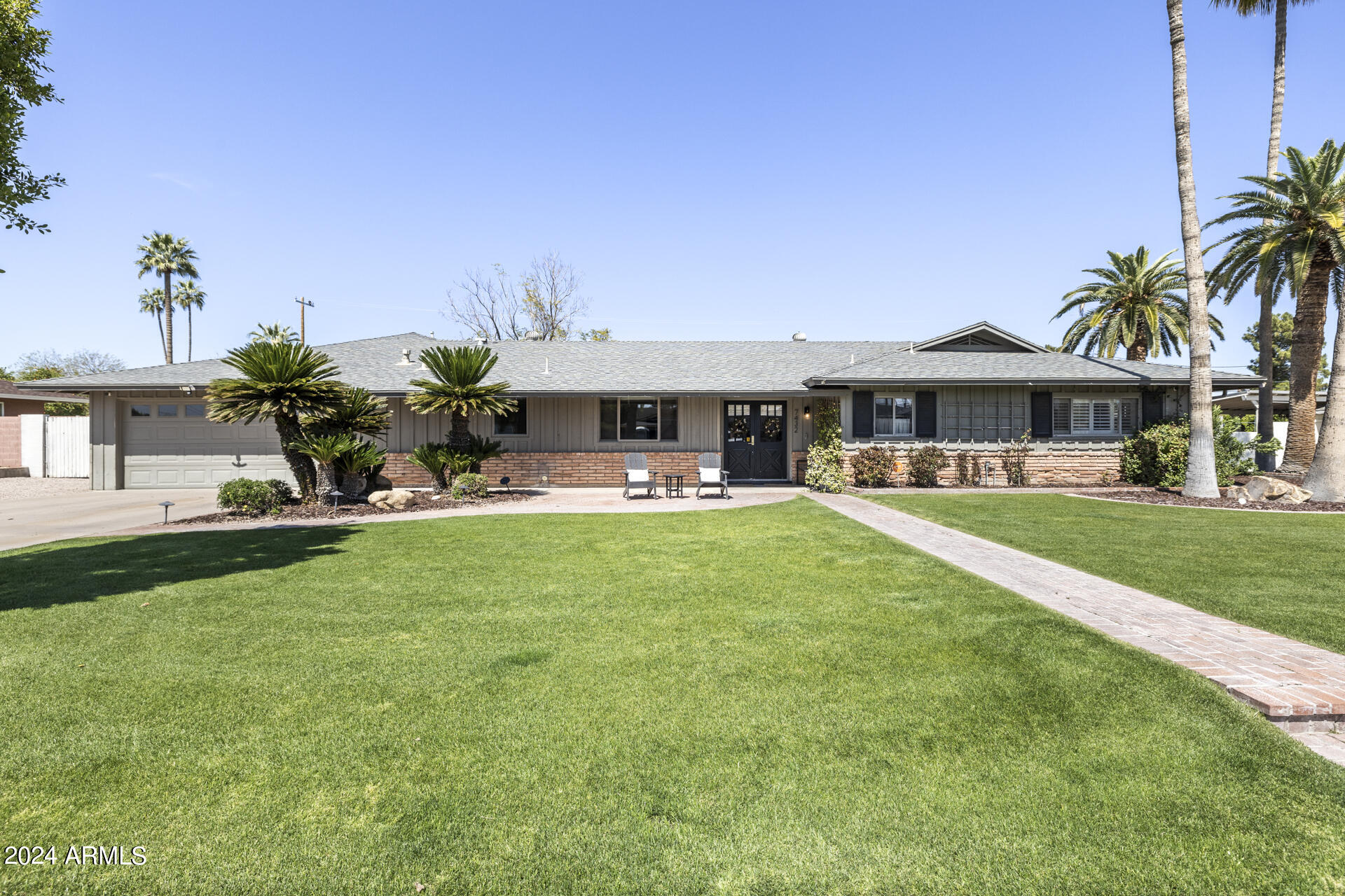 7432 E BONITA Drive