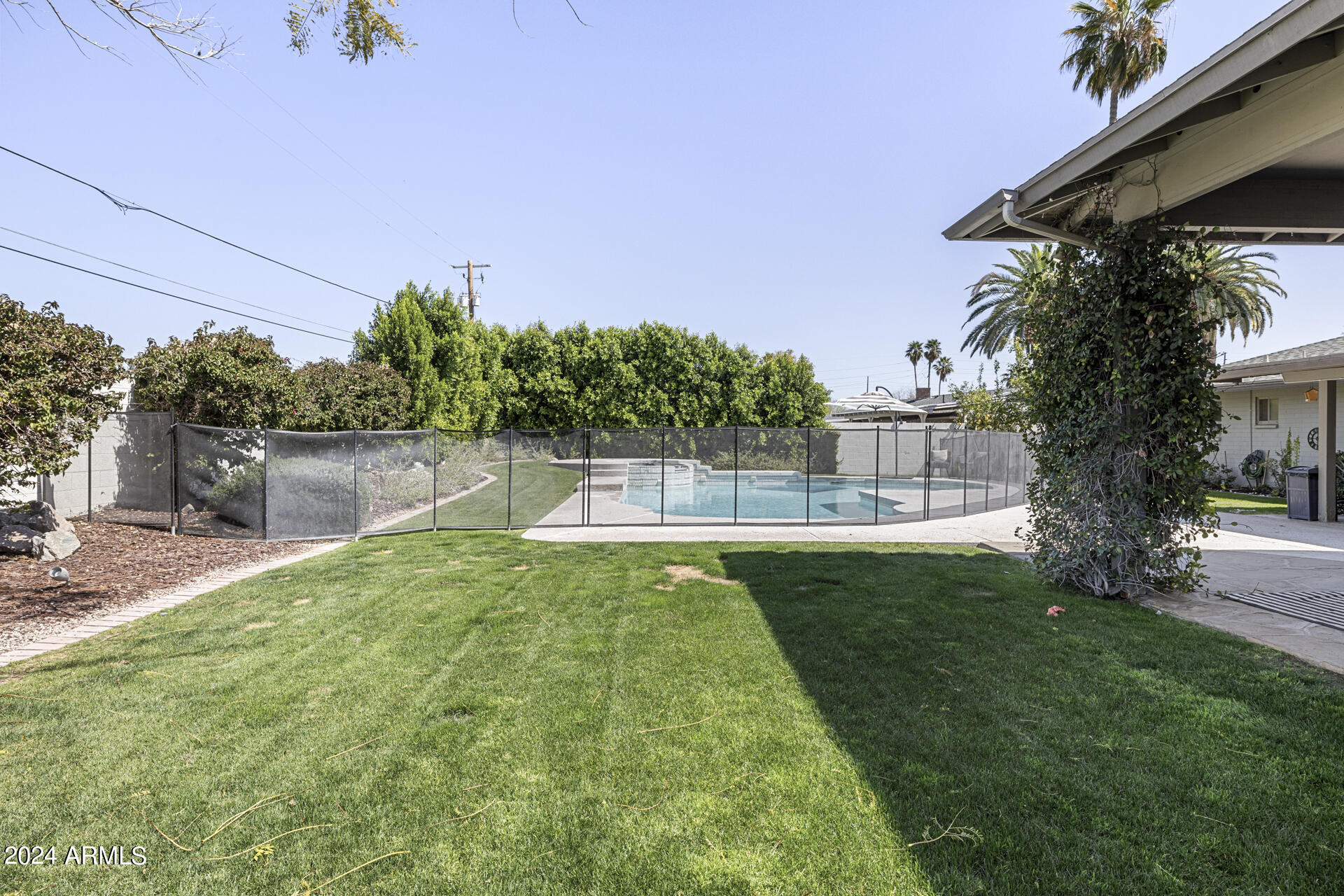 7432 E BONITA Drive