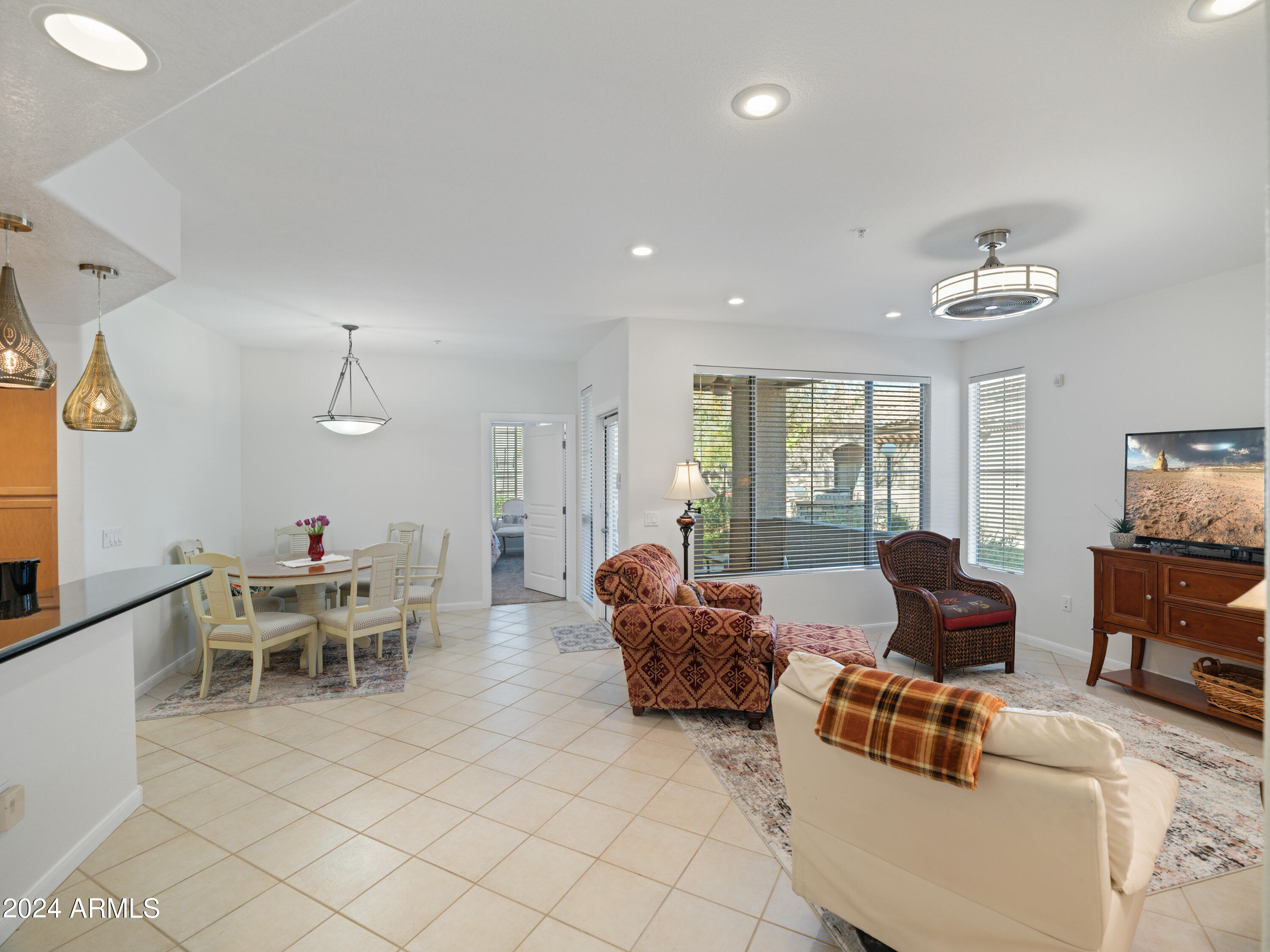 11680 E SAHUARO Drive, 1051