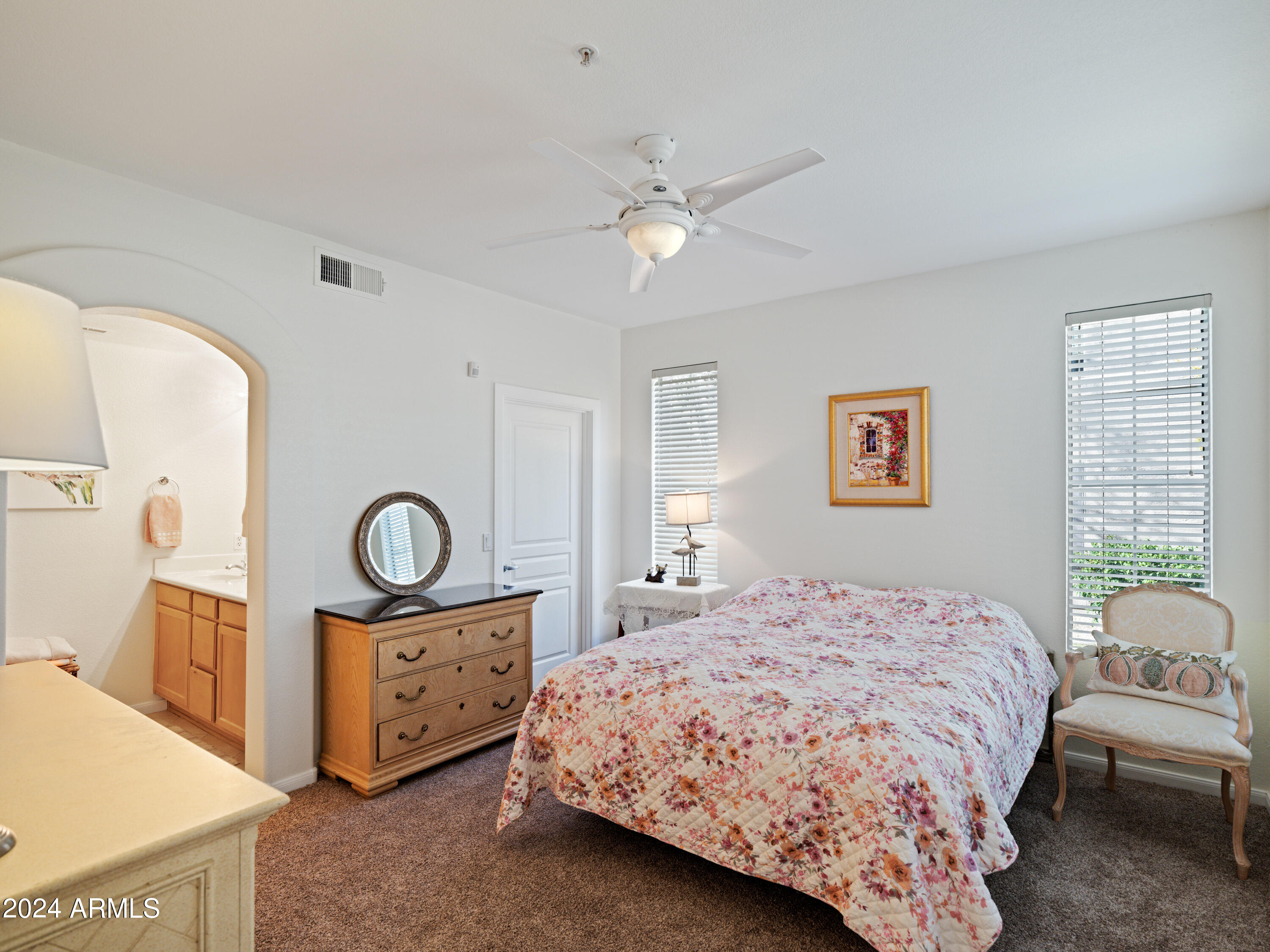 11680 E SAHUARO Drive, 1051