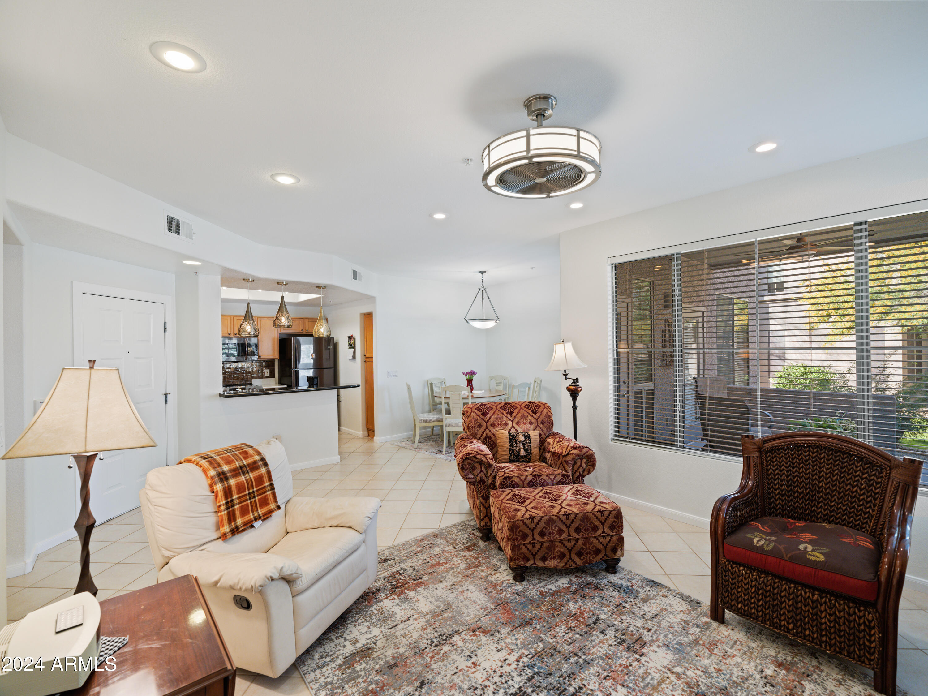 11680 E SAHUARO Drive, 1051
