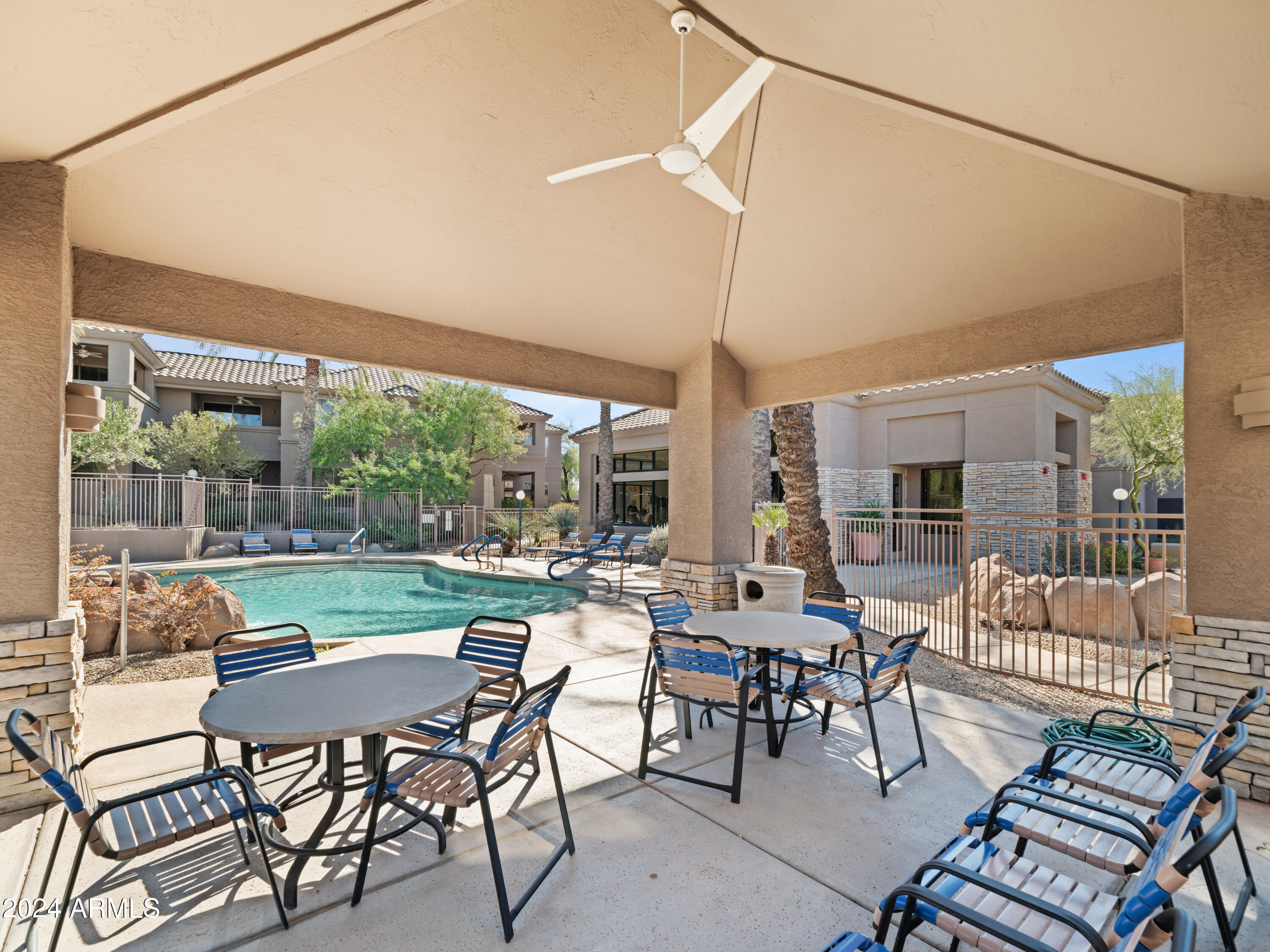 11680 E SAHUARO Drive, 1051