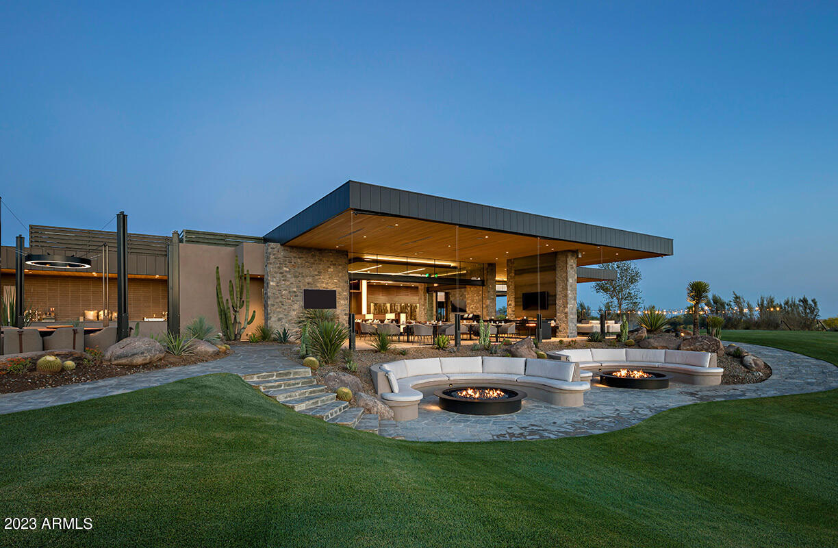 9408 E COVEY Trail