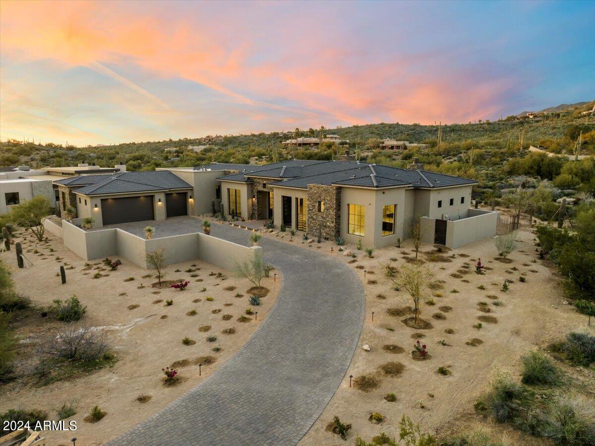 9408 E COVEY Trail