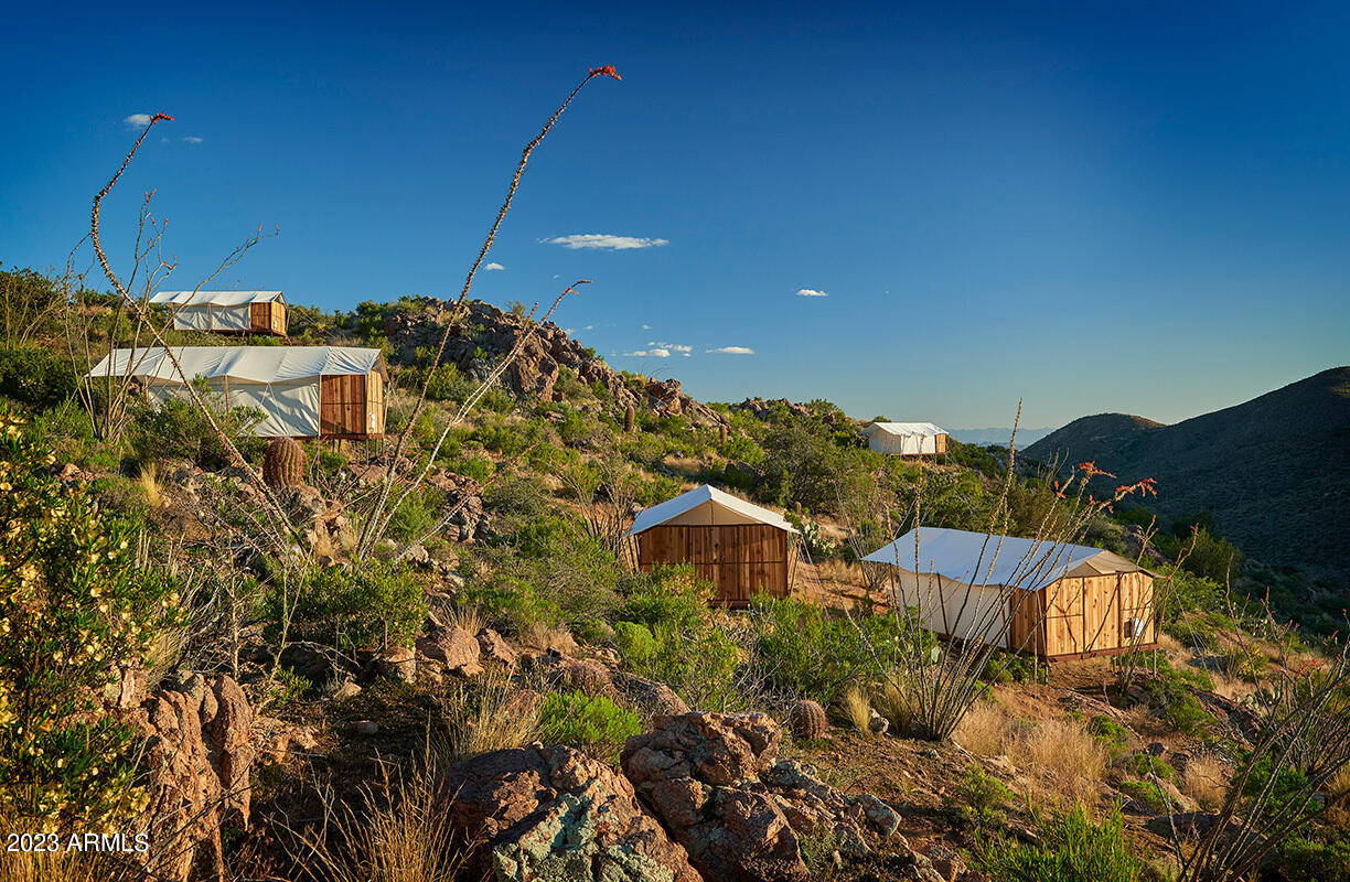 9408 E COVEY Trail
