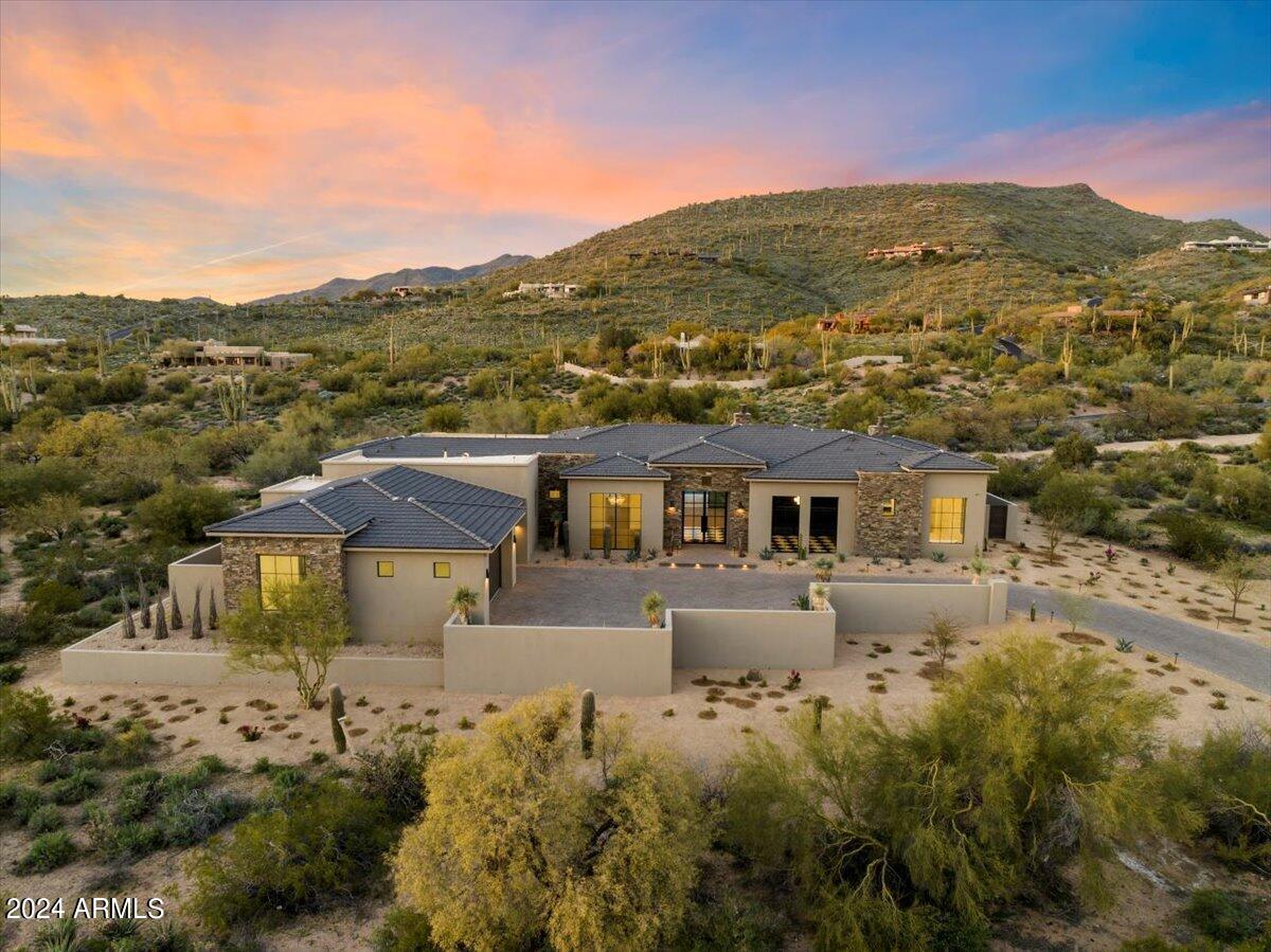 9408 E COVEY Trail