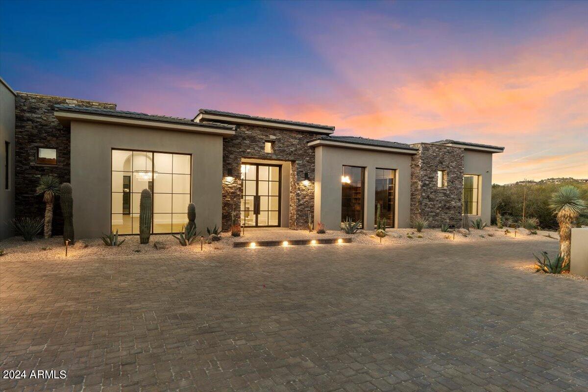9408 E COVEY Trail
