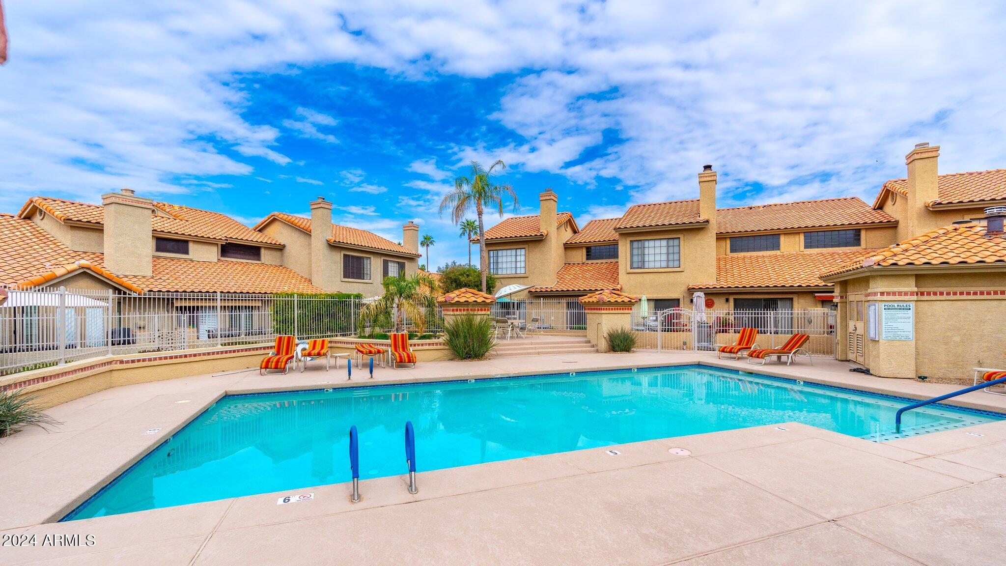 6880 N 79TH Place