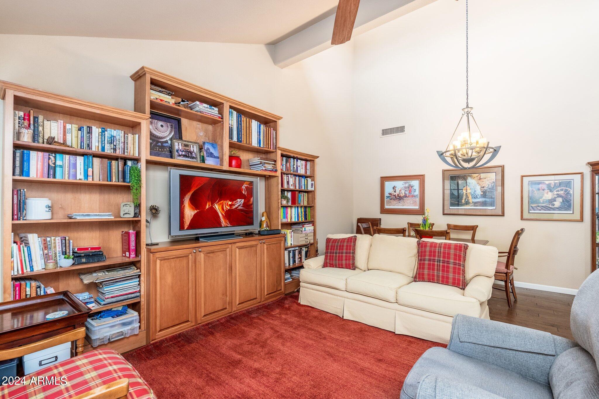 6880 N 79TH Place