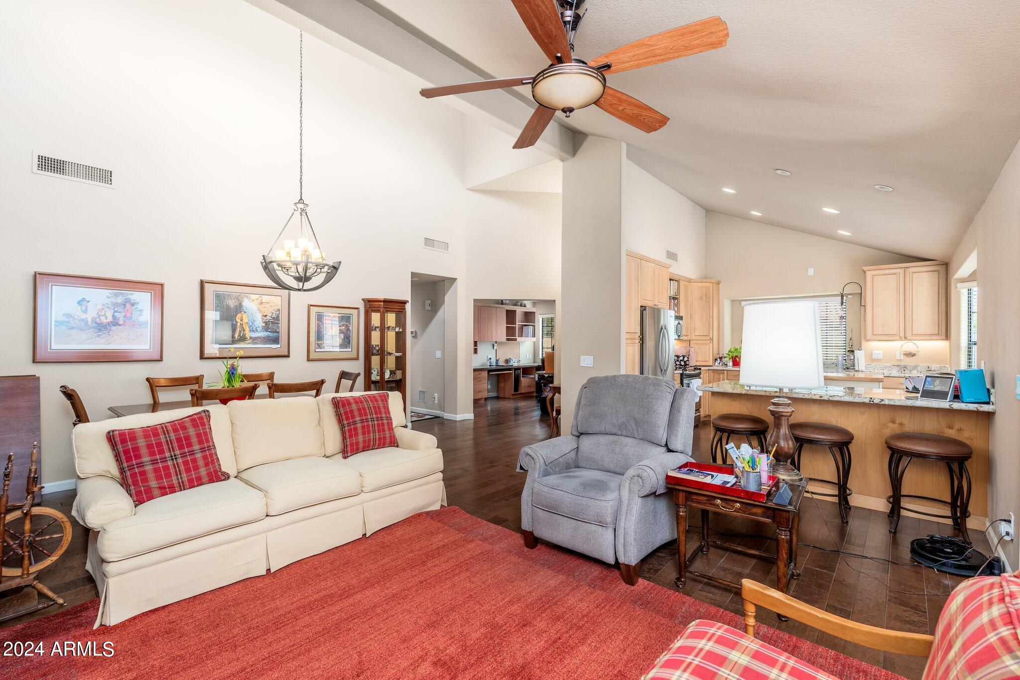 6880 N 79TH Place
